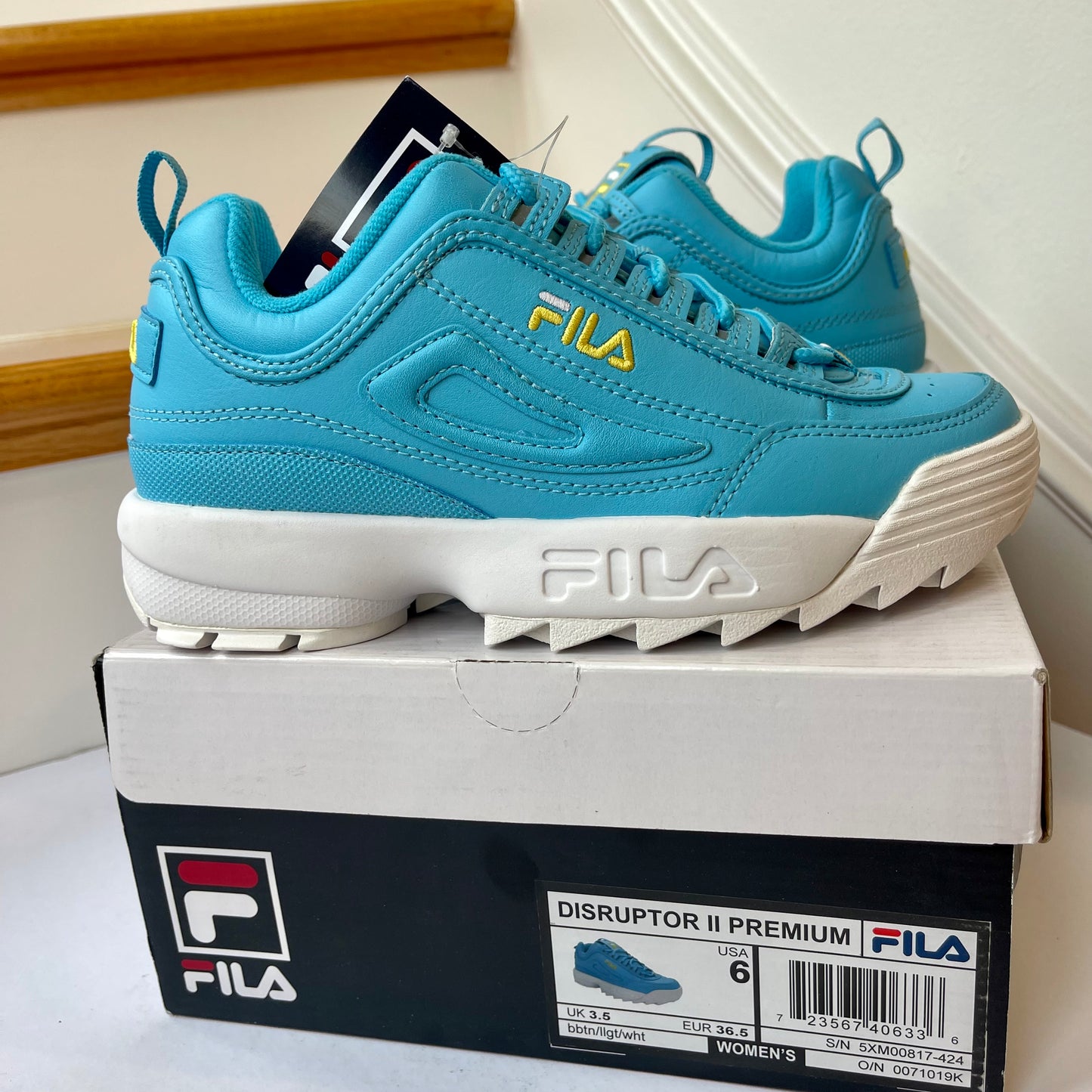 Fila Disruptor 2 Premium— blue with yellow - Women’s platform sneakers