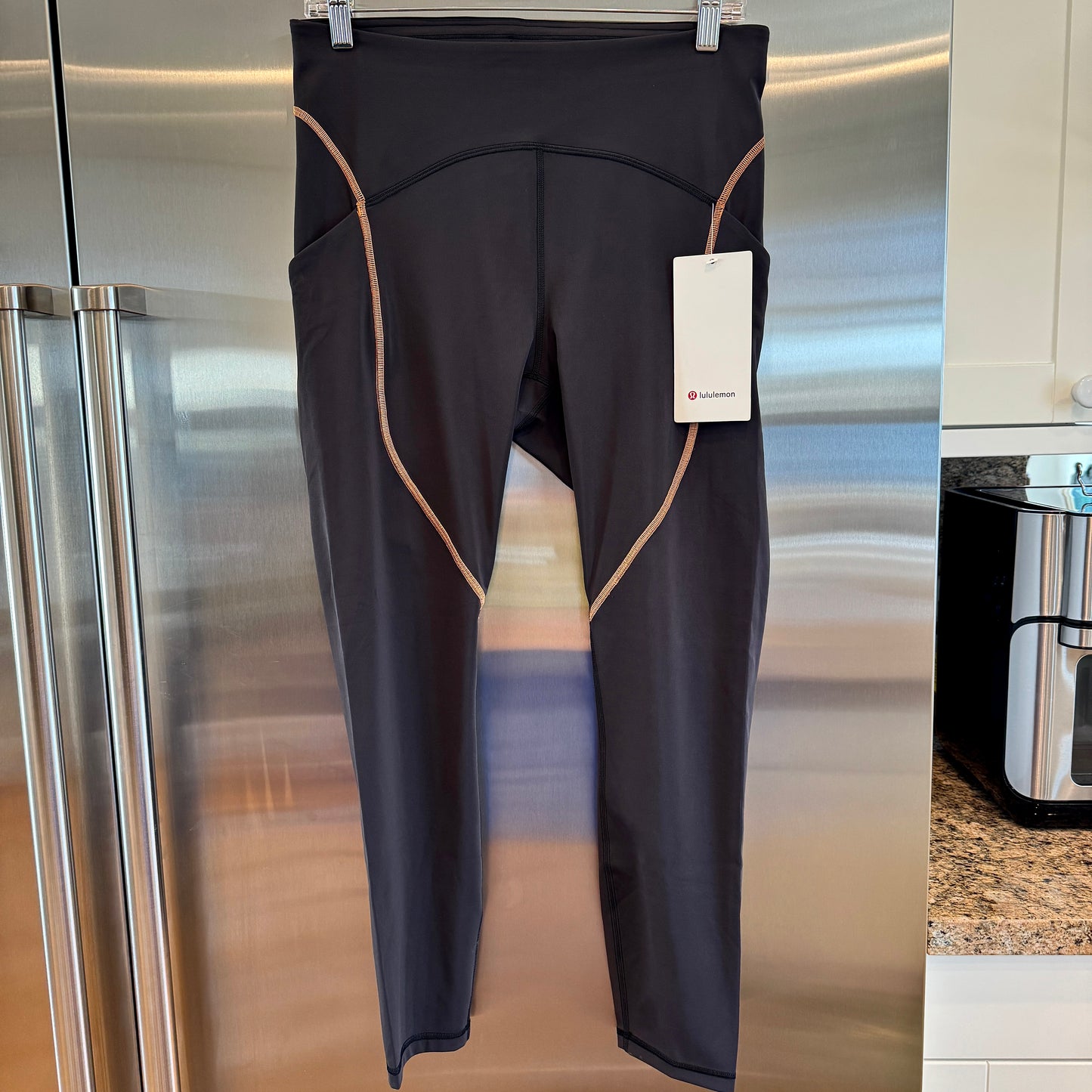 Lululemon Power Thru Legging x Barry’s Tights in Black Orange colour seam
