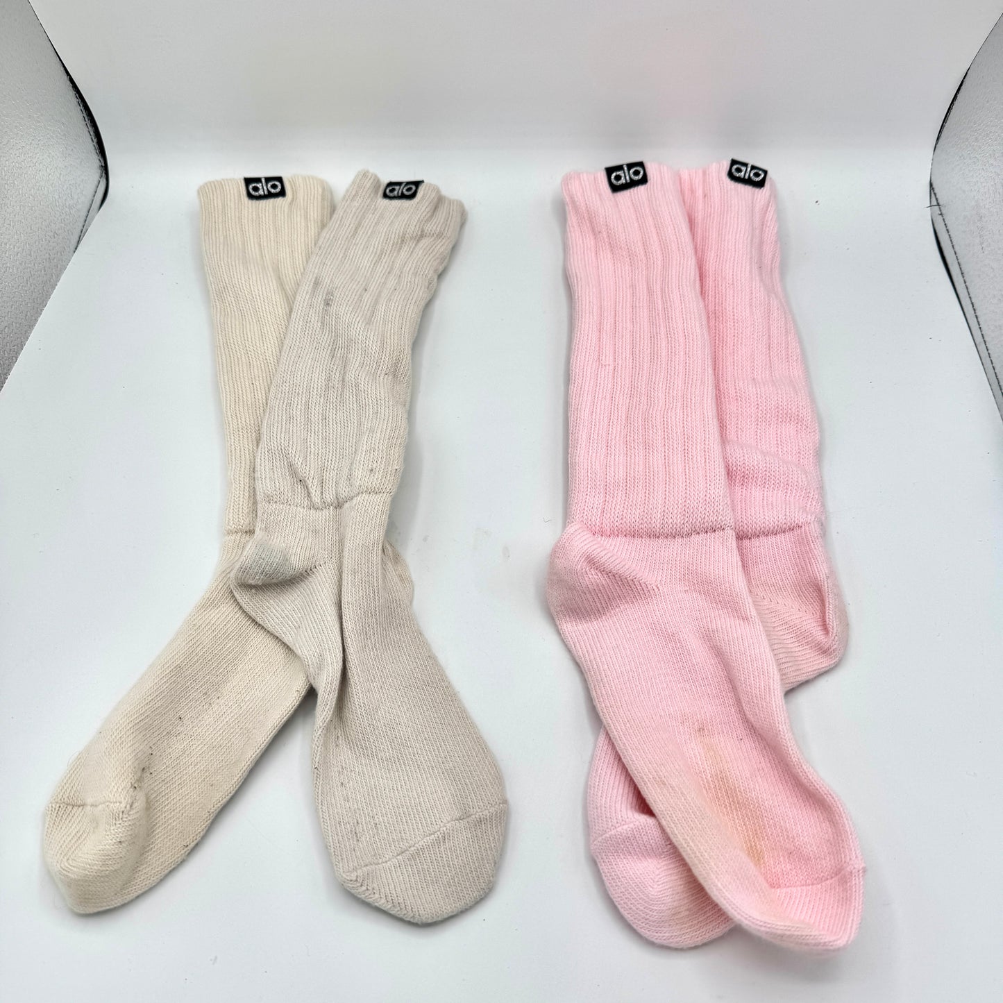 Alo Yoga Bundle Magenta Unisex Throwback Socks, Bone, and Powder Pink Scrunch Socks * Pre-owned *