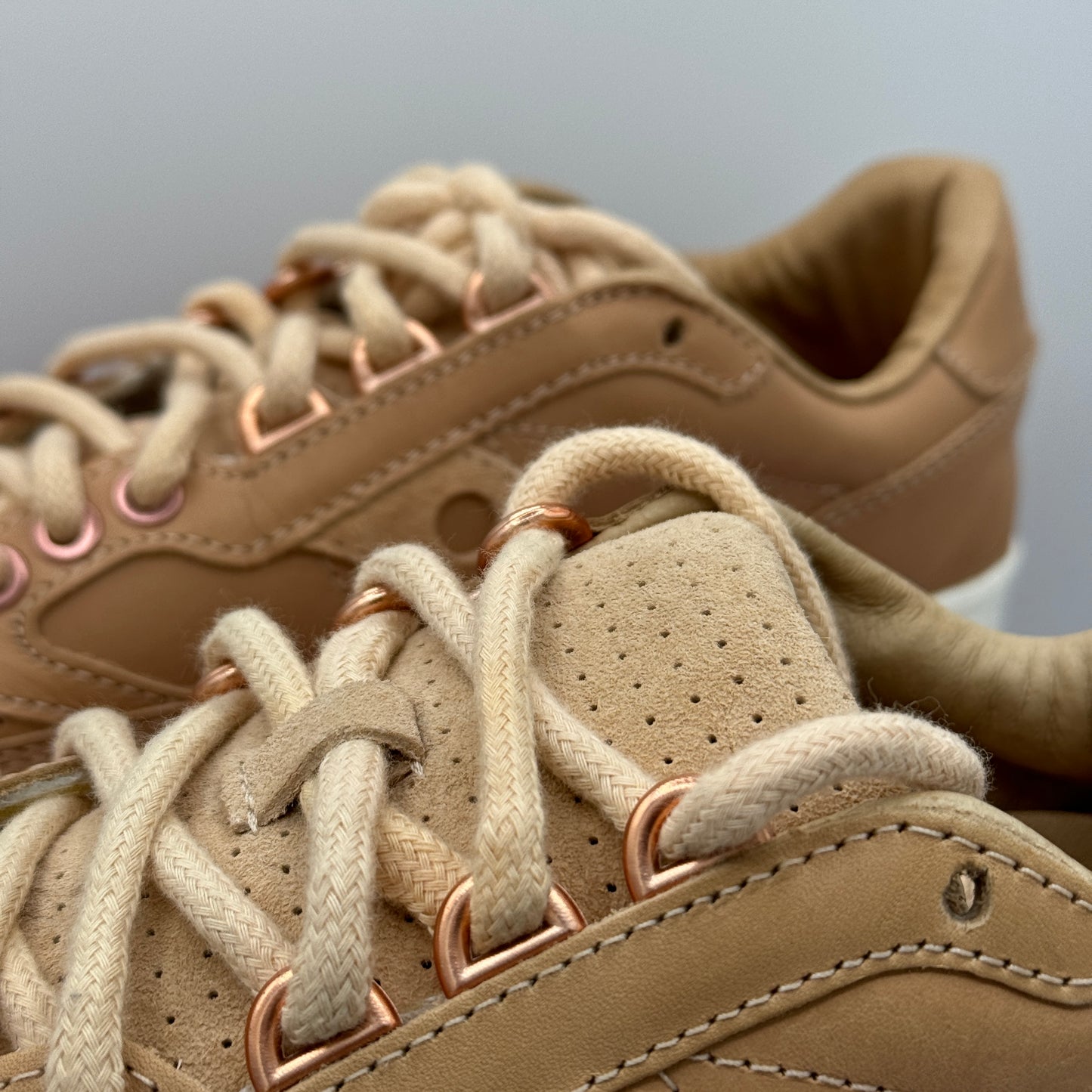 Saucony Originals Freedom Runner Deluxe Tan ALL Leather Mens Brown Sneakers