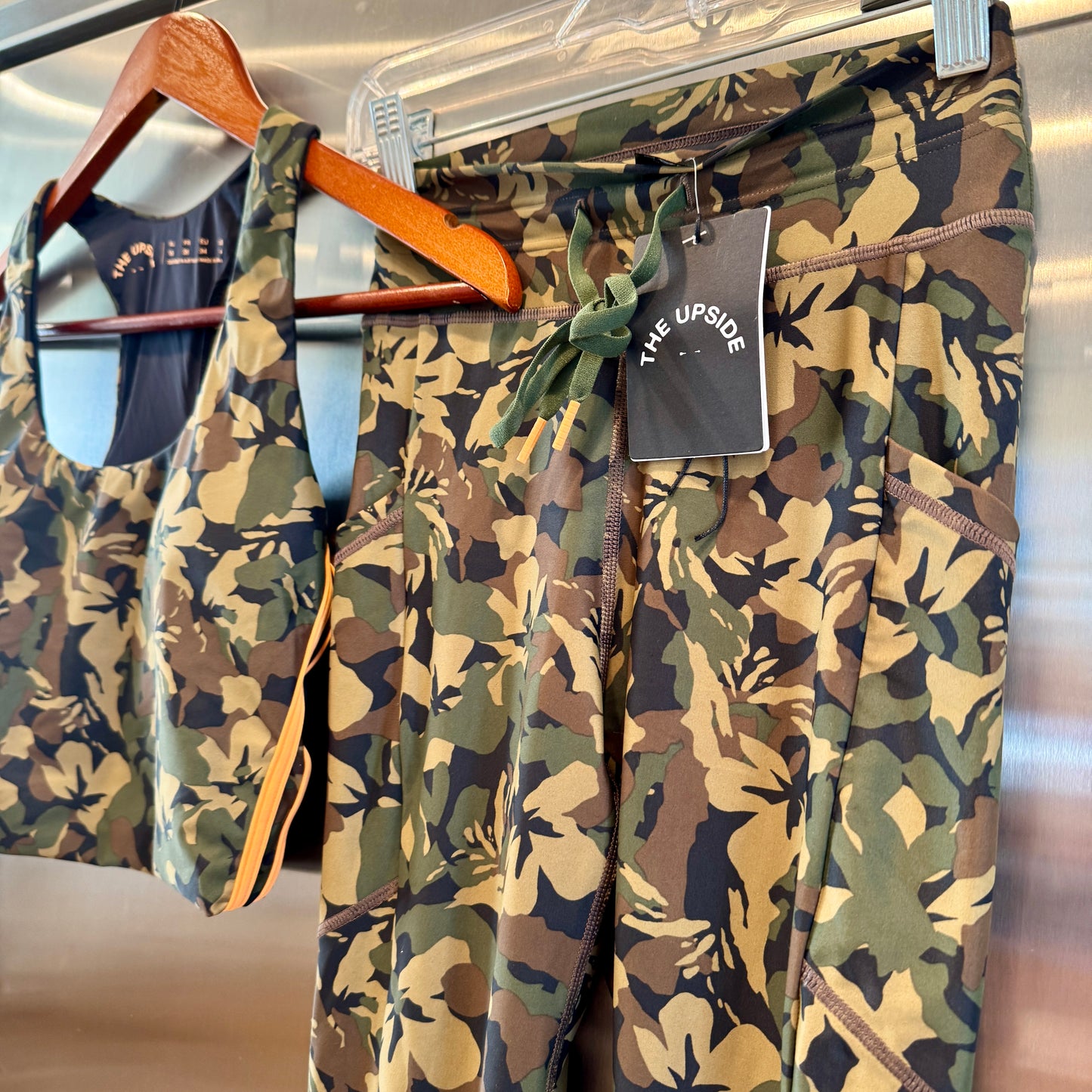 The Upside SET Basecamp Margot Top and 25” Pocket Leggings