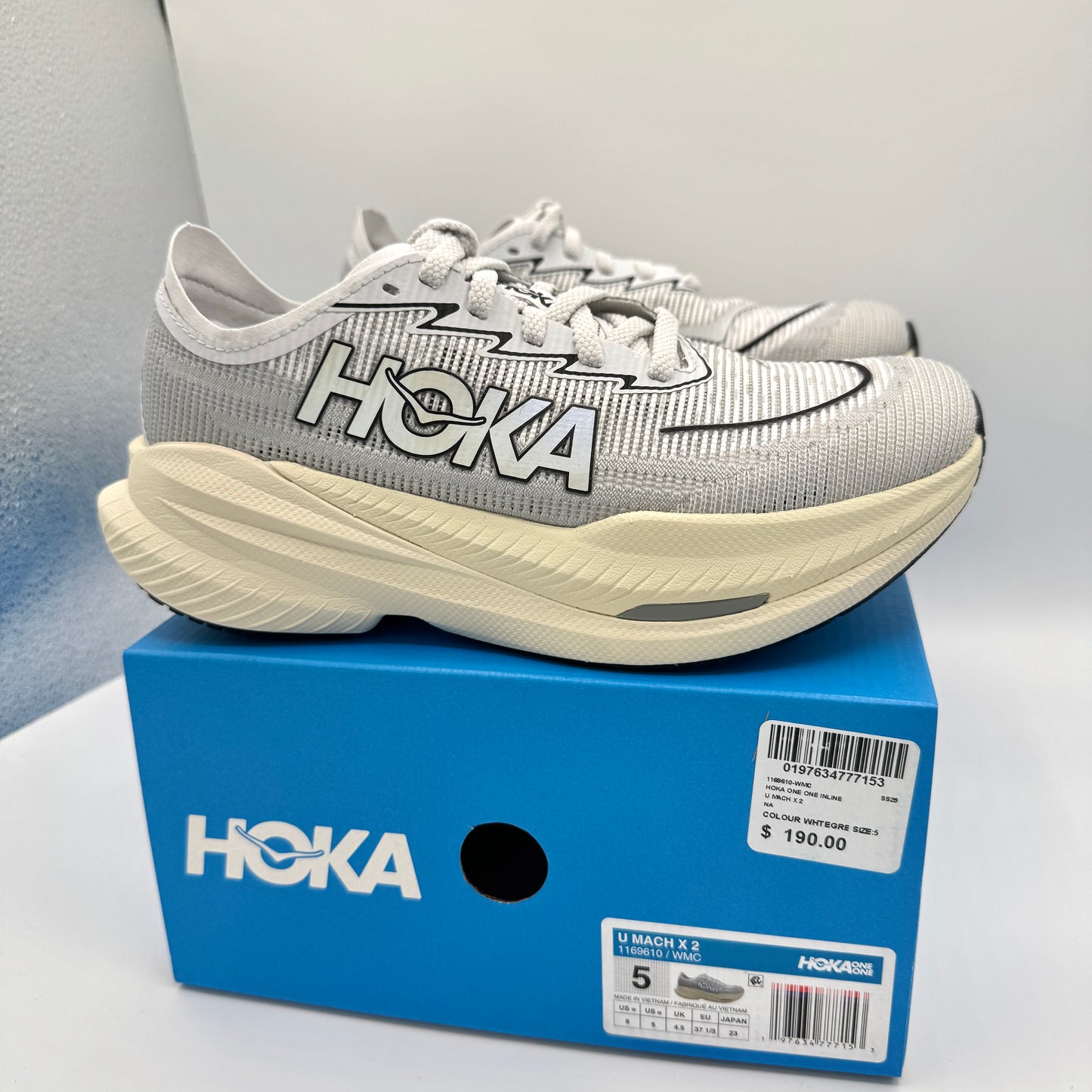 Hoka Mach X 2 U Unisex in White / Cosmic Grey Sneakers