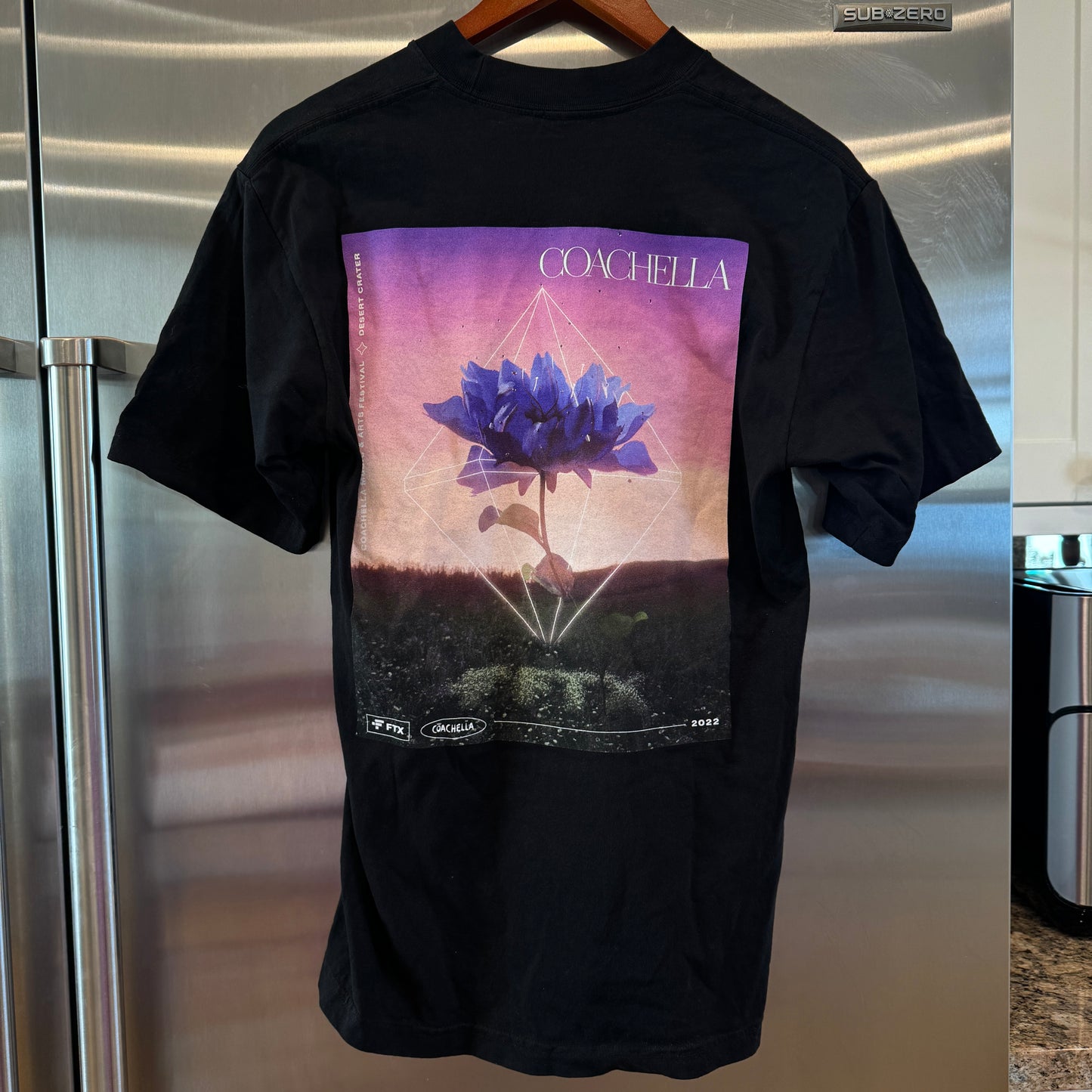 Coachella Pre-Owned 2022 x FTX NFT exclusive festival t shirt size unisex small