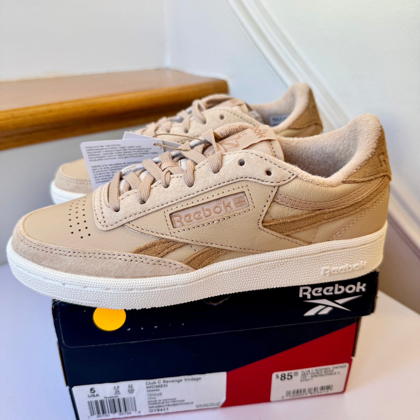 Reebok Club C Revenge Vintage Weathered Beige / True Beige / Chalk sneakers