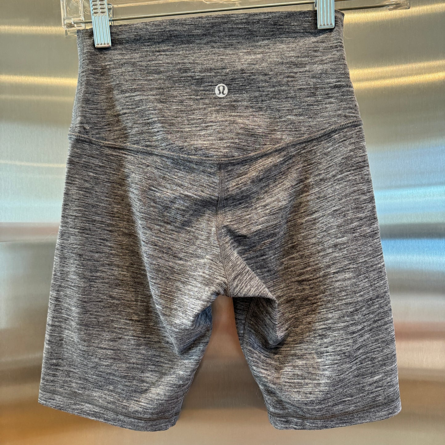 Lululemon Align Shorts HR High Rise in Heathered Black ( grey ) 6 Inch Inseam Pre-Owned