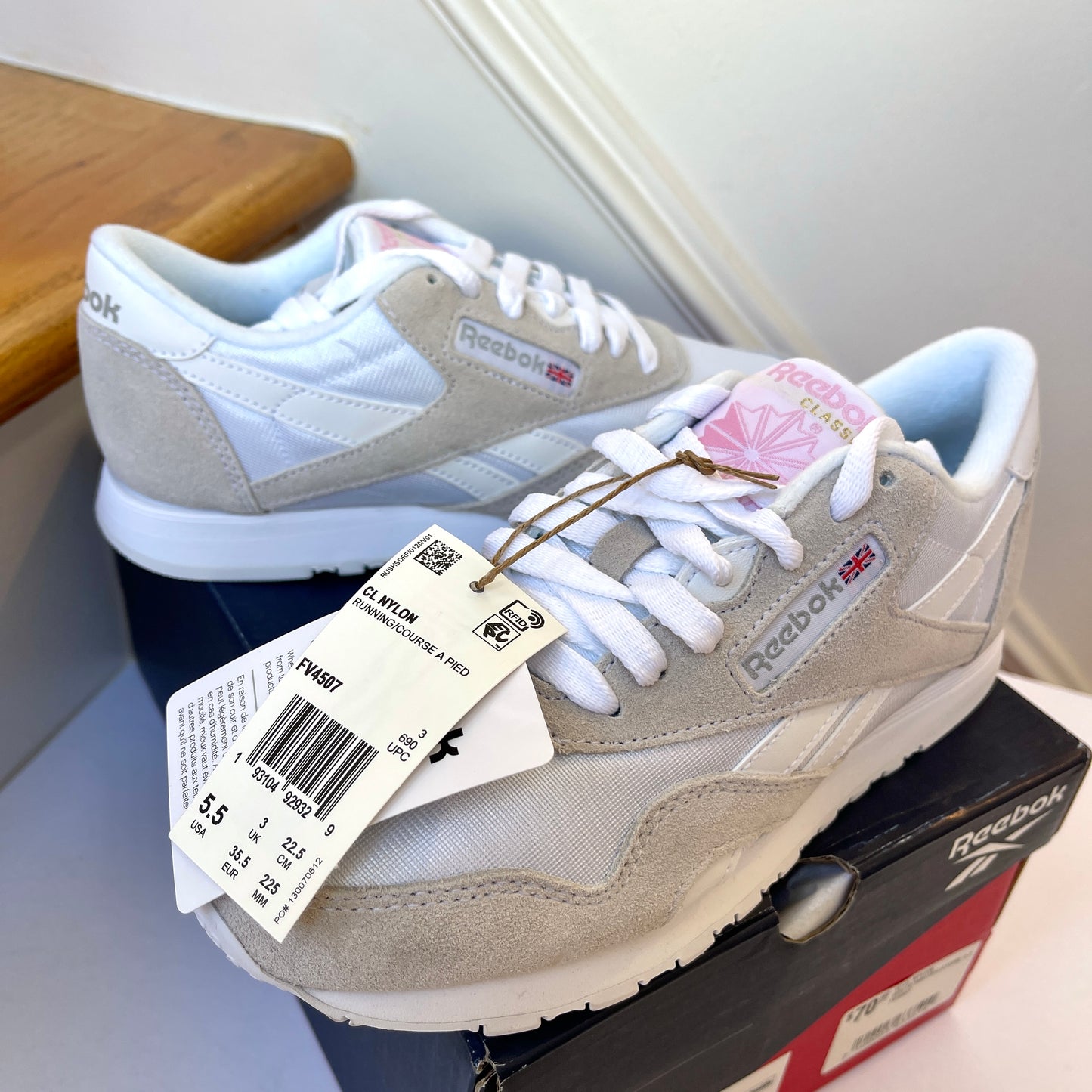 Reebok CL Nylon White Womens Sneakers classic grey shoes