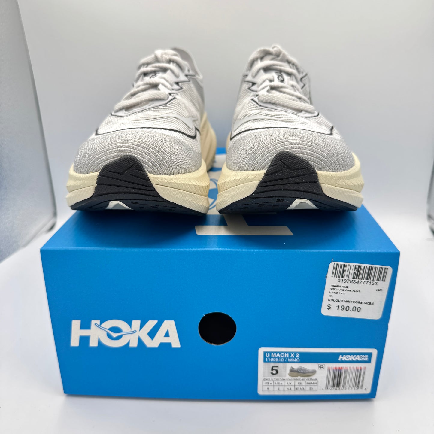 Hoka Mach X 2 U Unisex in White / Cosmic Grey Sneakers