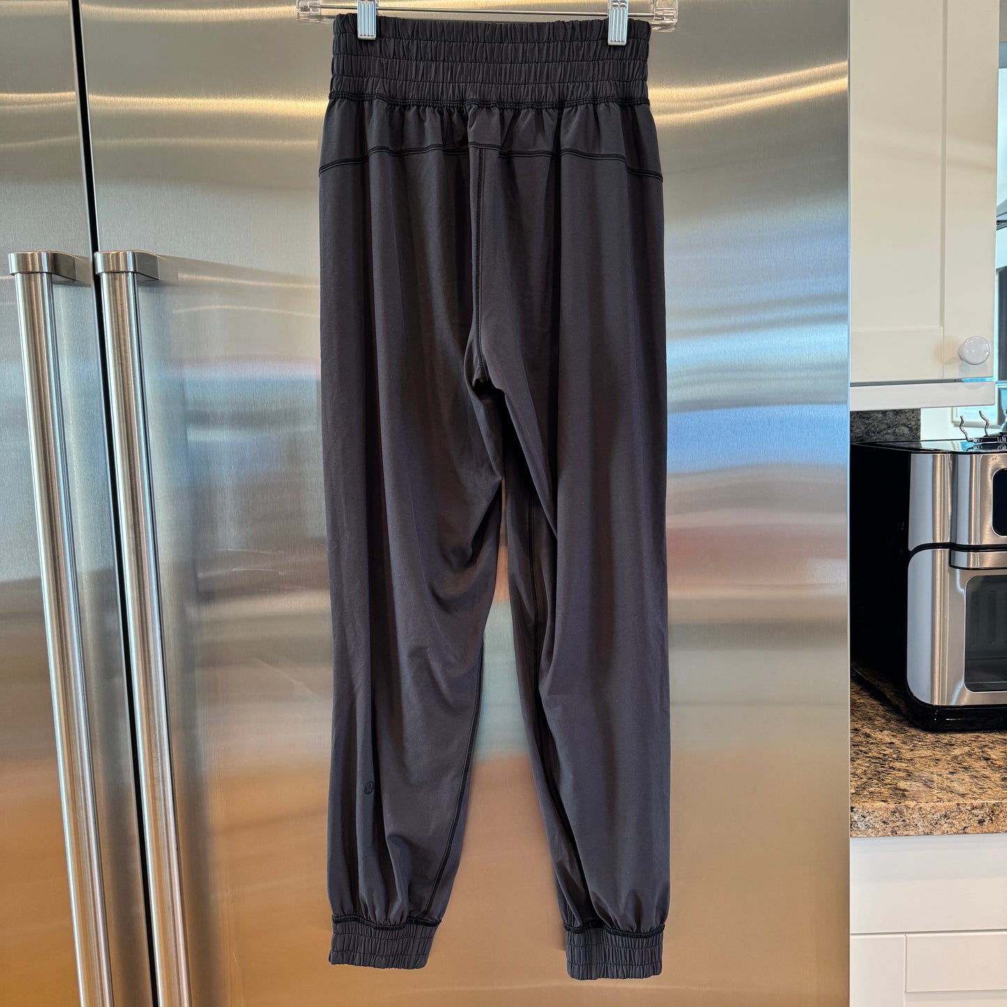 Lululemon Dark Grey Women’s Joggers Lightweight Pants Pre-Owned