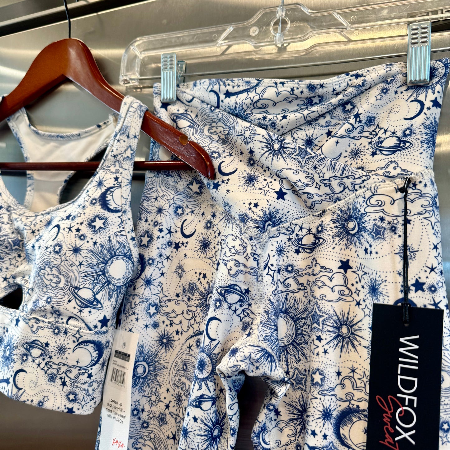 Wildfox SET - Solar Legging and Summer Sport Bra in Birch Deep Cobalt Cosmic Sense
