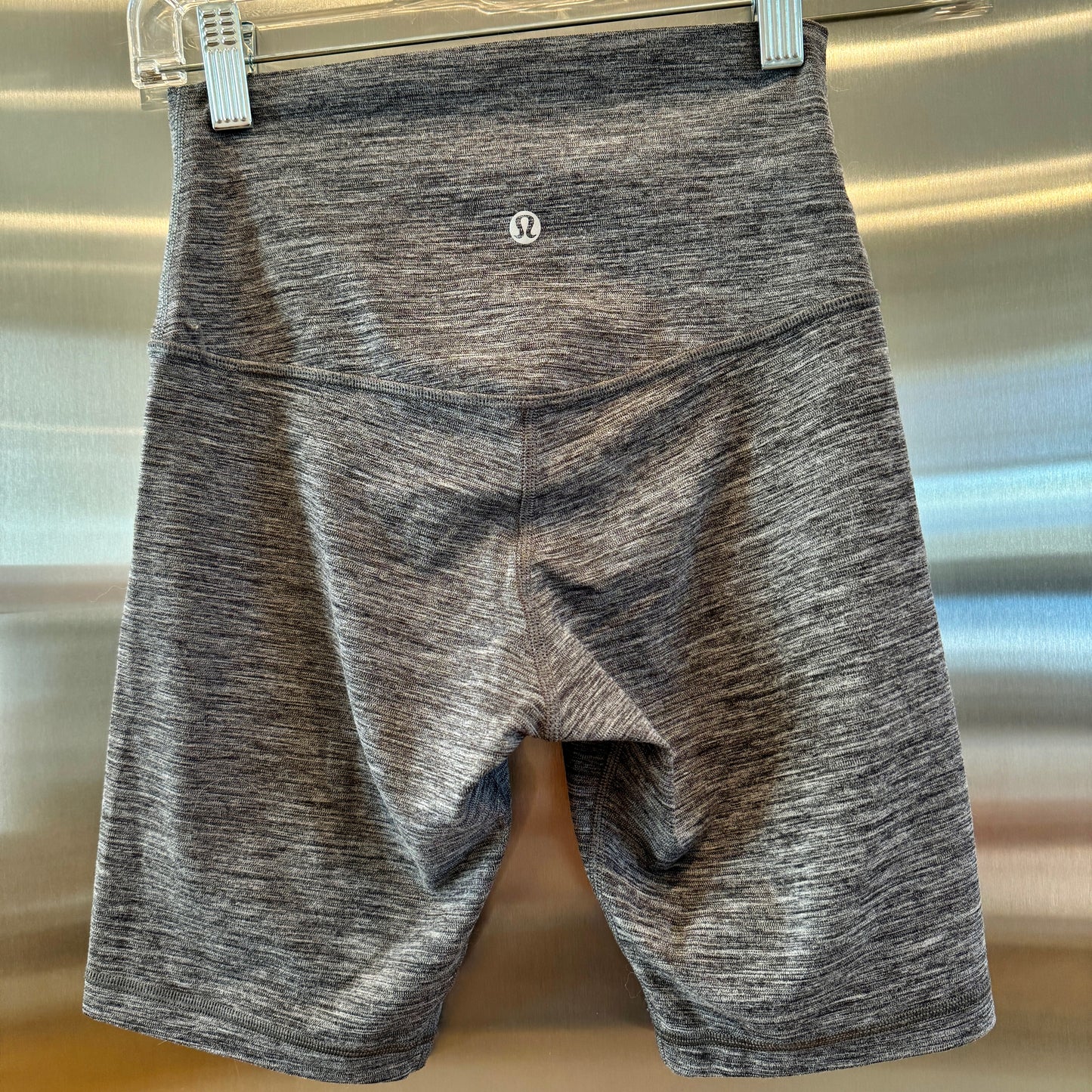 Lululemon Align Shorts HR High Rise in Heathered Black ( grey ) 6 Inch Inseam Pre-Owned