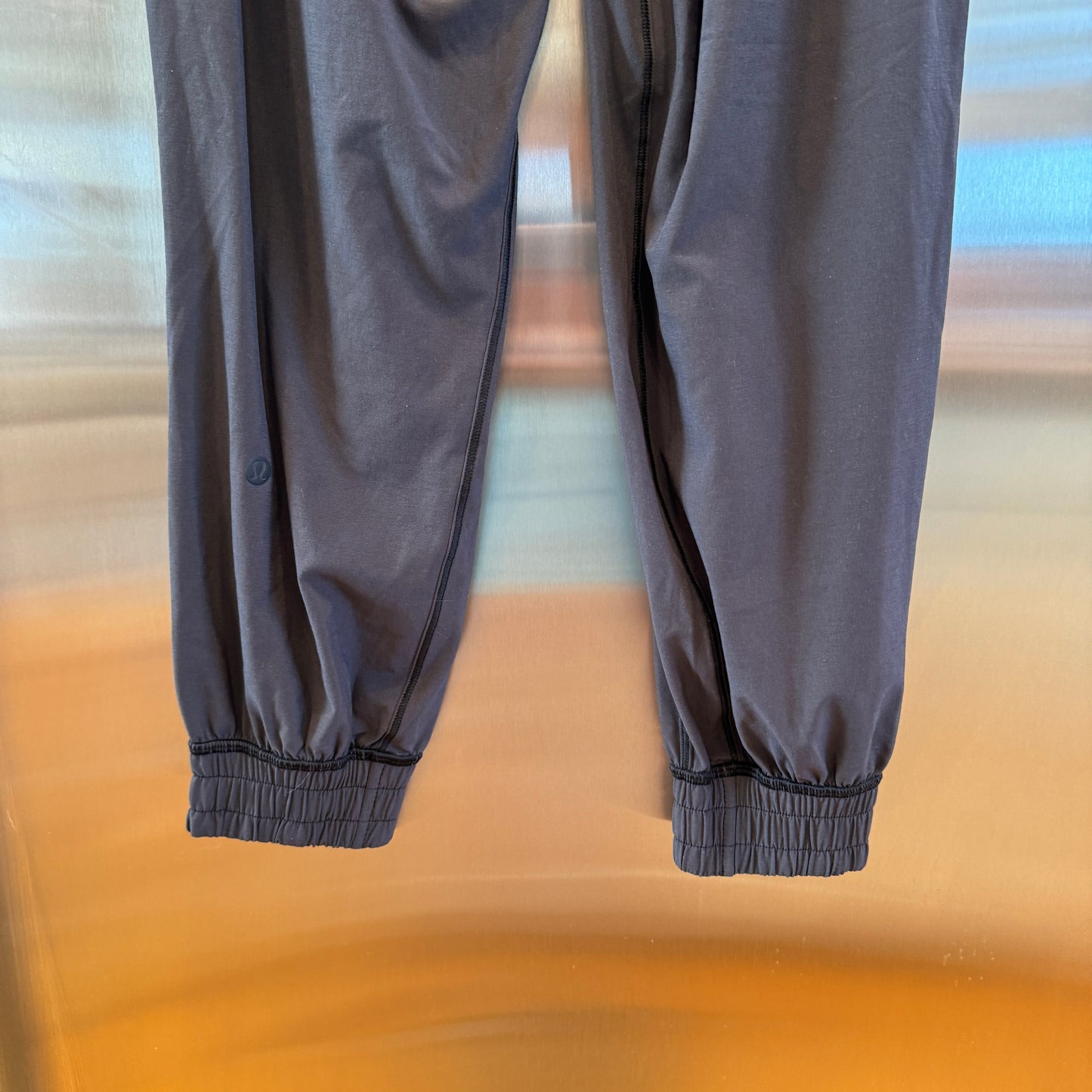 Lululemon Dark Grey Women’s Joggers Lightweight Pants Pre-Owned
