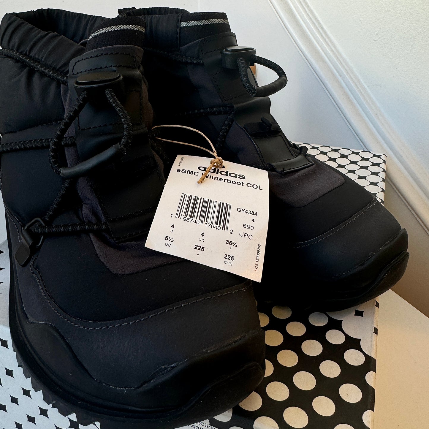 Adidas by Stella McCartney Winter boot Snow Shoes Cold.Rdy in black womens