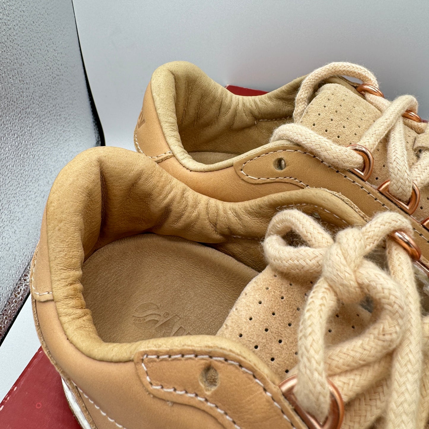 Saucony Originals Freedom Runner Deluxe Tan ALL Leather Mens Brown Sneakers