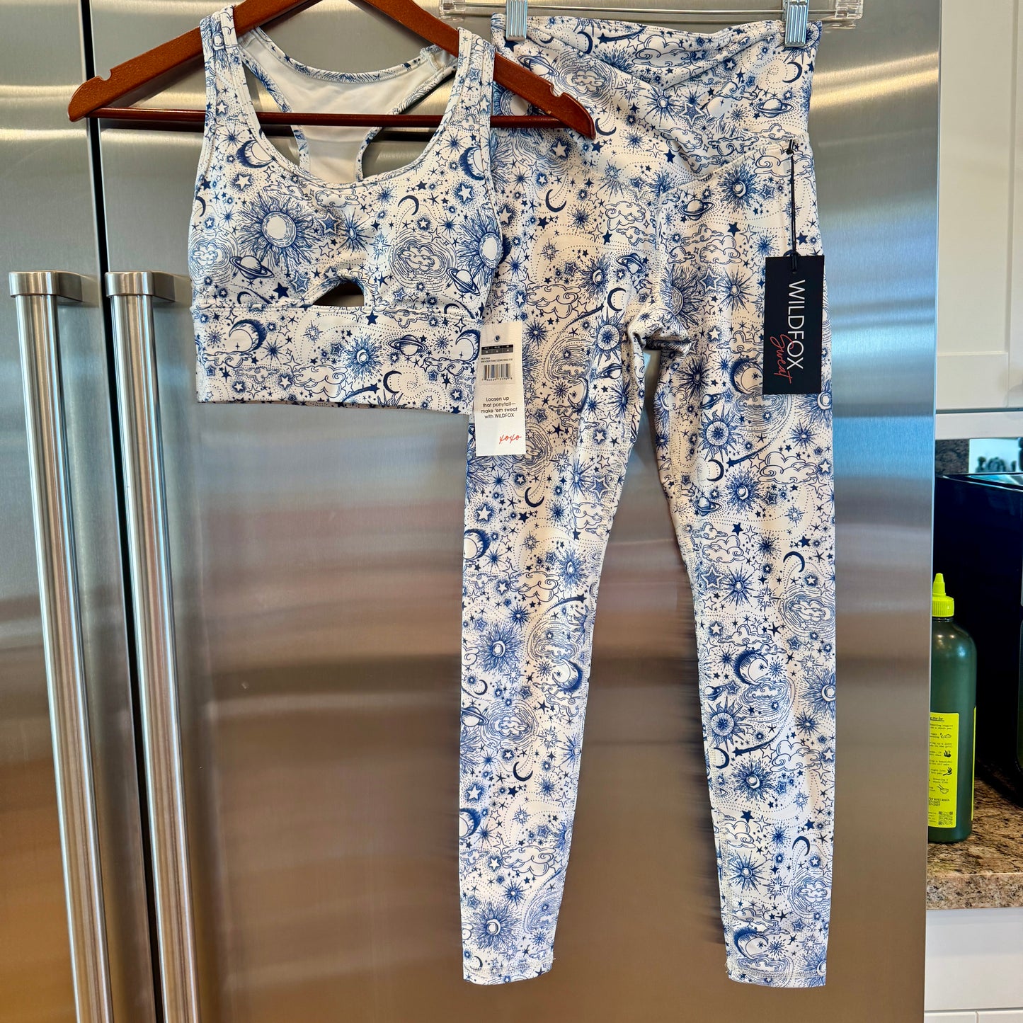 Wildfox SET - Solar Legging and Summer Sport Bra in Birch Deep Cobalt Cosmic Sense