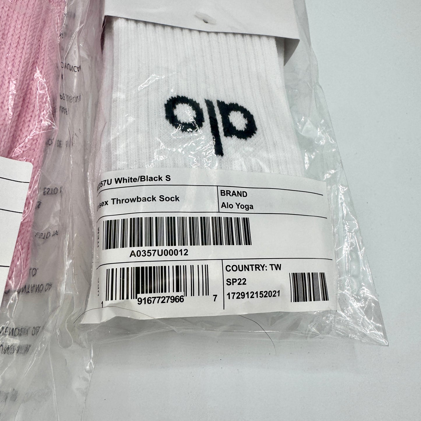 Alo Yoga Bundle Unisex Throwback Sock Black / White and Sweet Pink Scrunch Sock