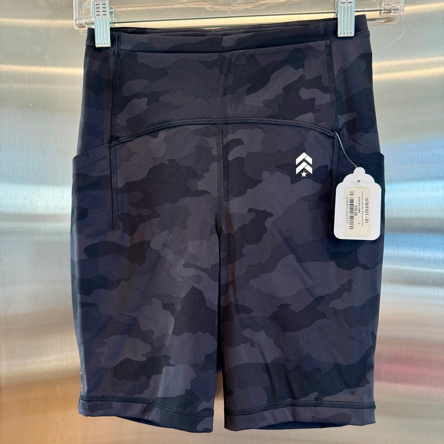 Lululemon x Barry’s Swift Speed High-Rise Short 8" Heritage 365 Camo Deep Coal Multi