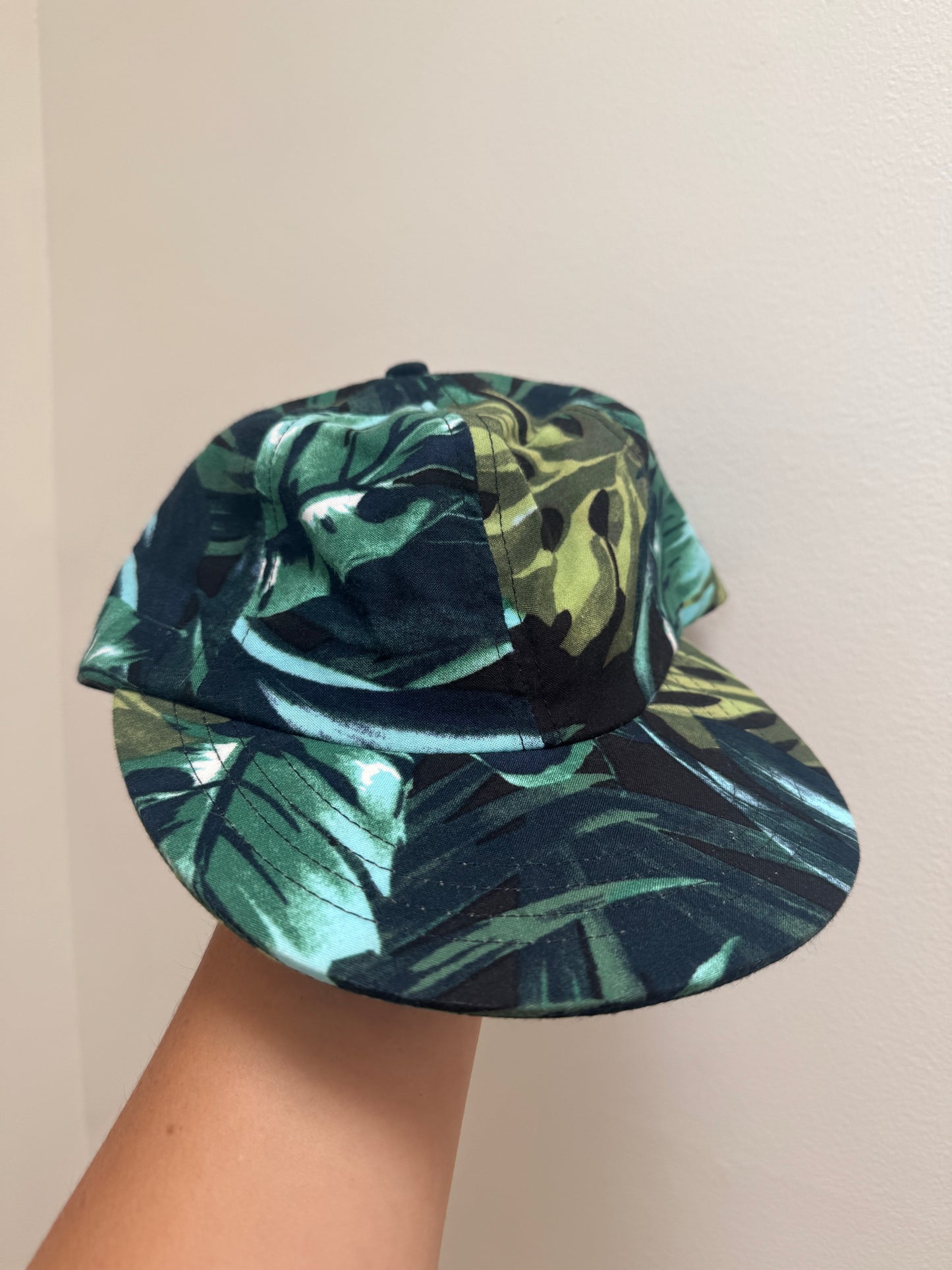 American Apparel Jungle Forest Hat , Green Leaf * Pre-Owned *