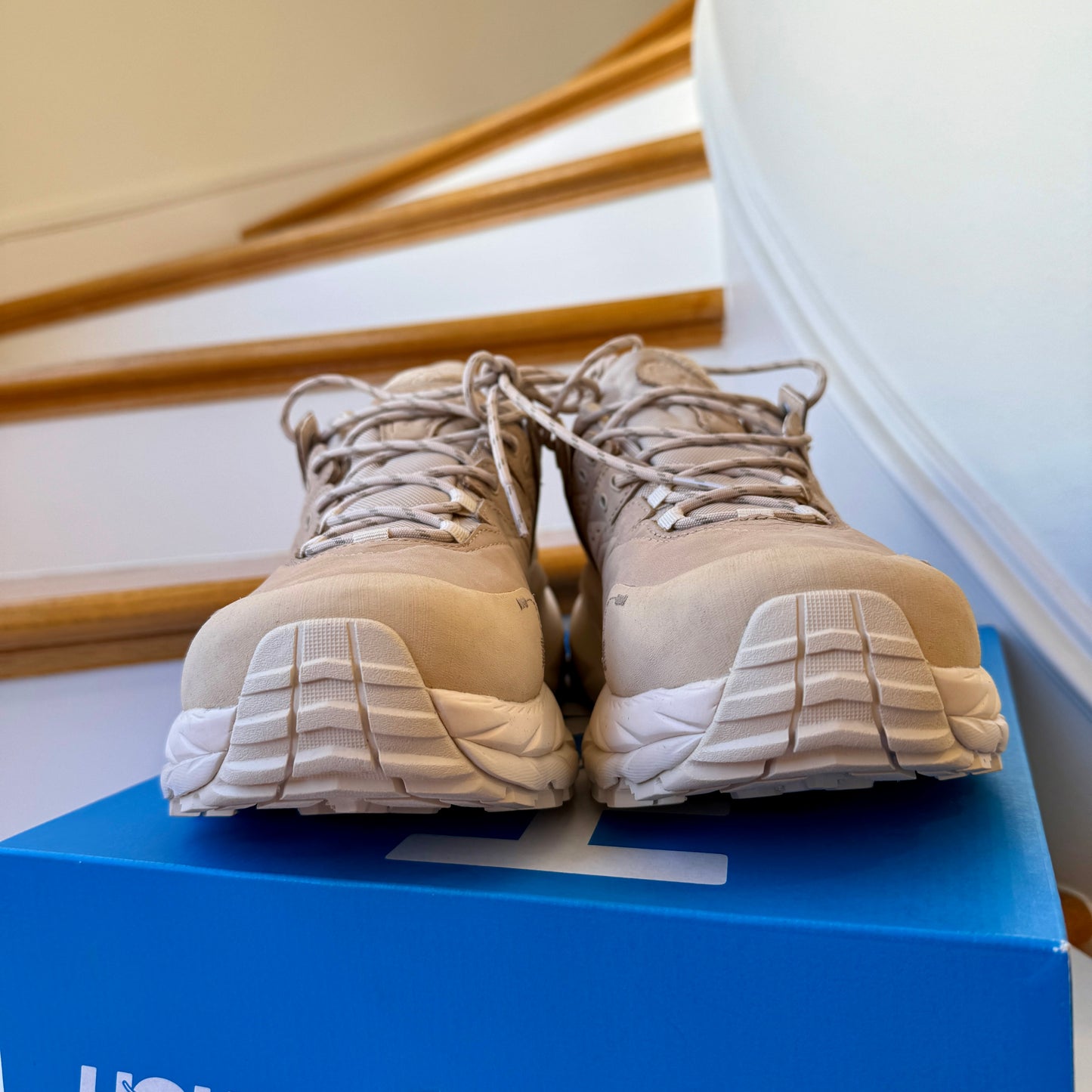 Hoka Kaha 2 GTX Low Hiking Boots Waterproof Gore Tex Shifting Sand Eggnog