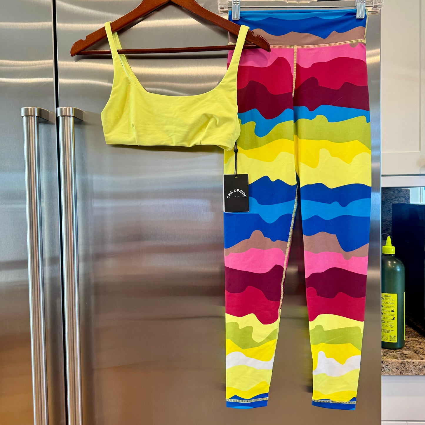 The Upside SET Astro Rory Bra and Printed Leggings in Multicolor / Citrus