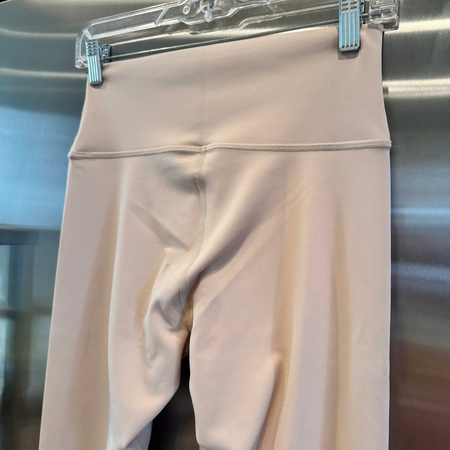 Alo 7/8 Airlift Yoga Leggings High Waist in Macadamia