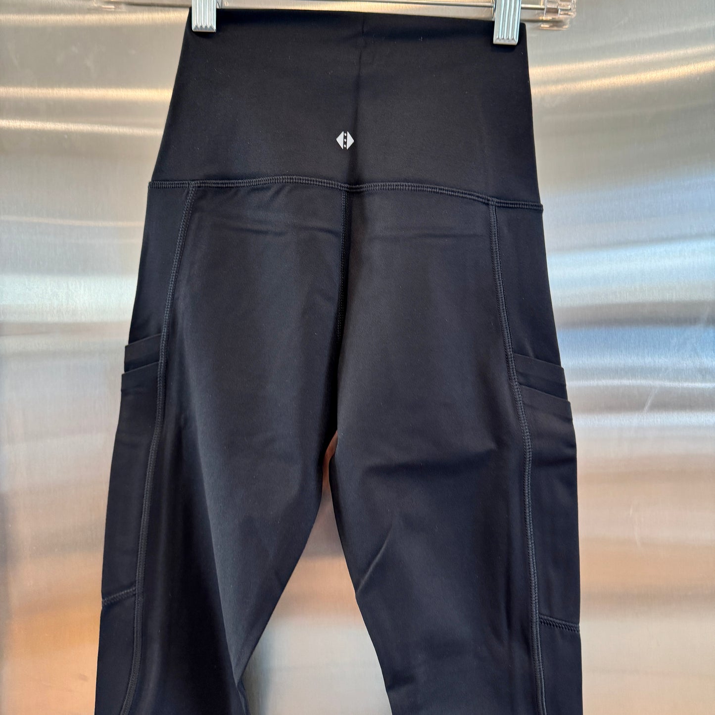Tavi Stash & Dash 7/8 Leggings in Ebony Black Women’s Yoga Pant Leggings NEW