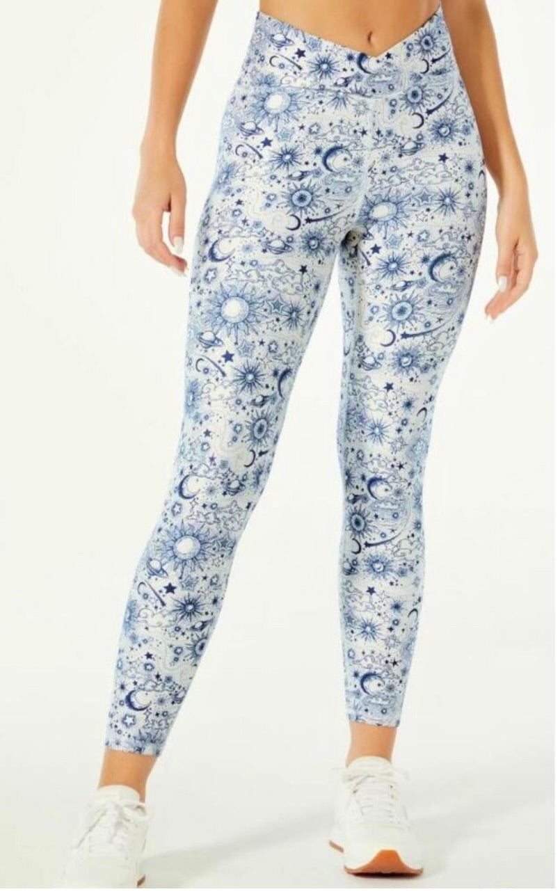 Wildfox SET - Solar Legging and Summer Sport Bra in Birch Deep Cobalt Cosmic Sense