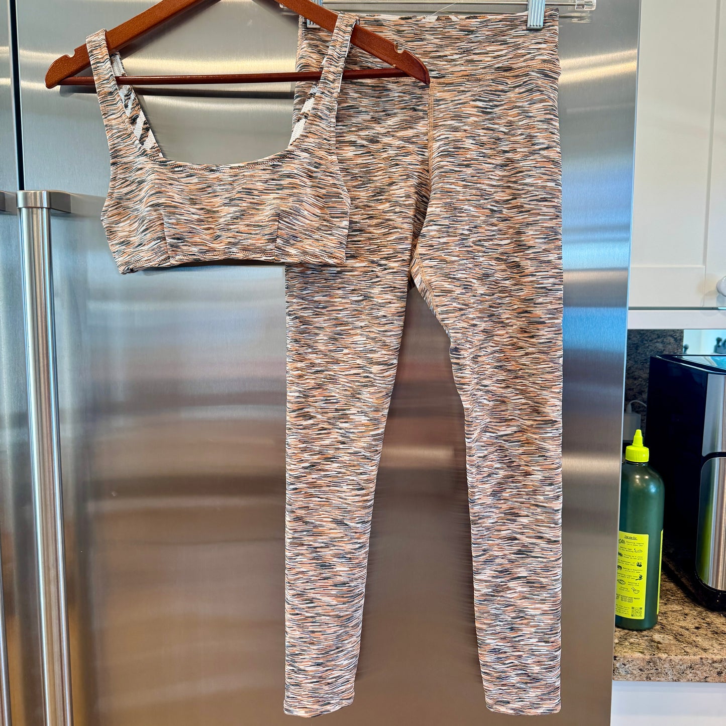 The Upside SET Nika Reversible Rory Bra and Leggings Textured Tiger