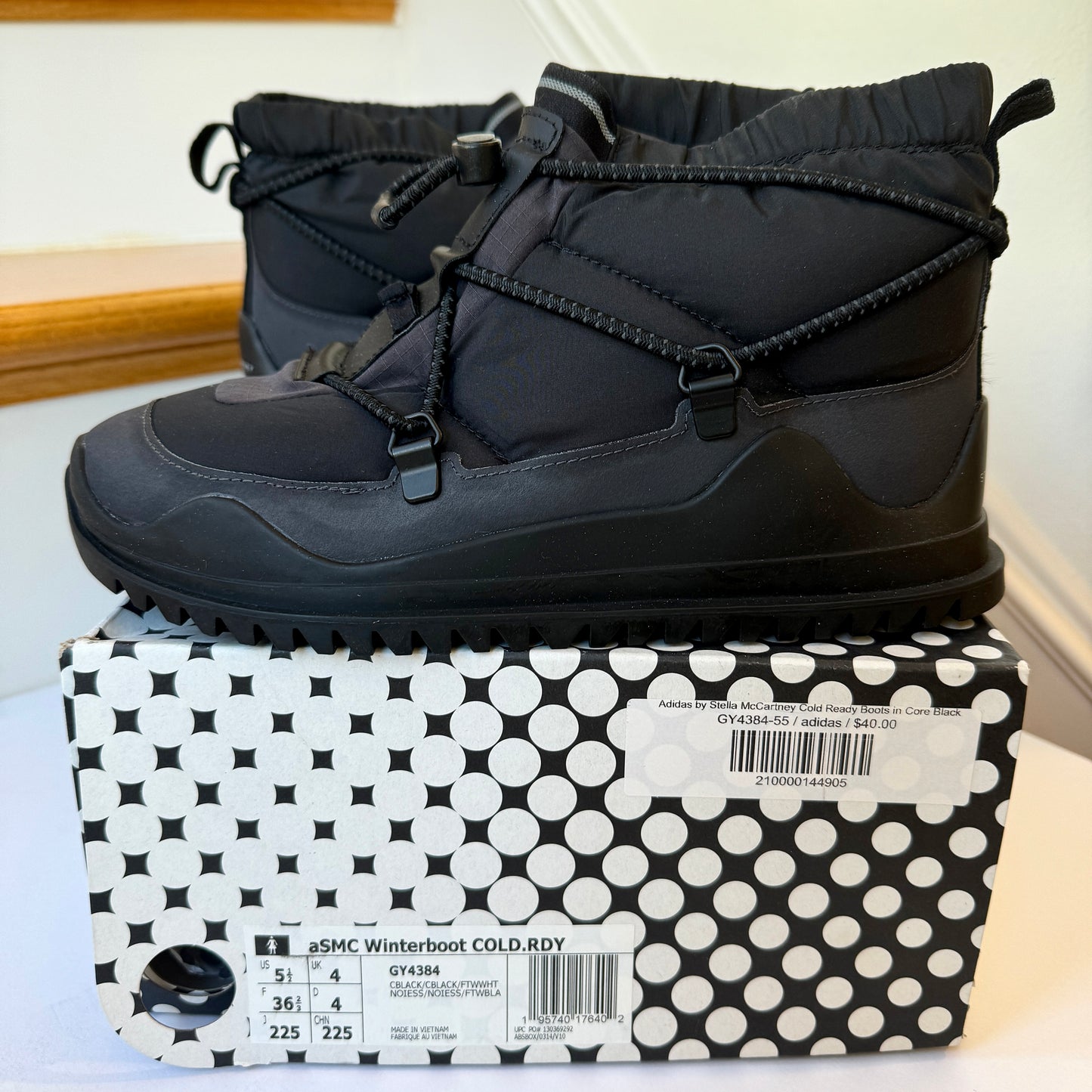 Adidas by Stella McCartney Winter boot Snow Shoes Cold.Rdy in black womens