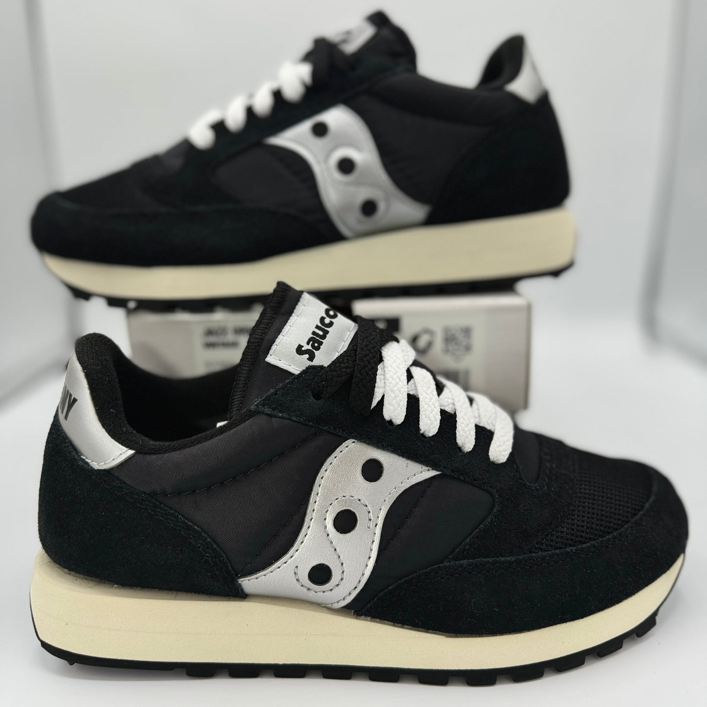 Saucony Jazz Vintage Classic Sneakers Black White Silver Original Runners