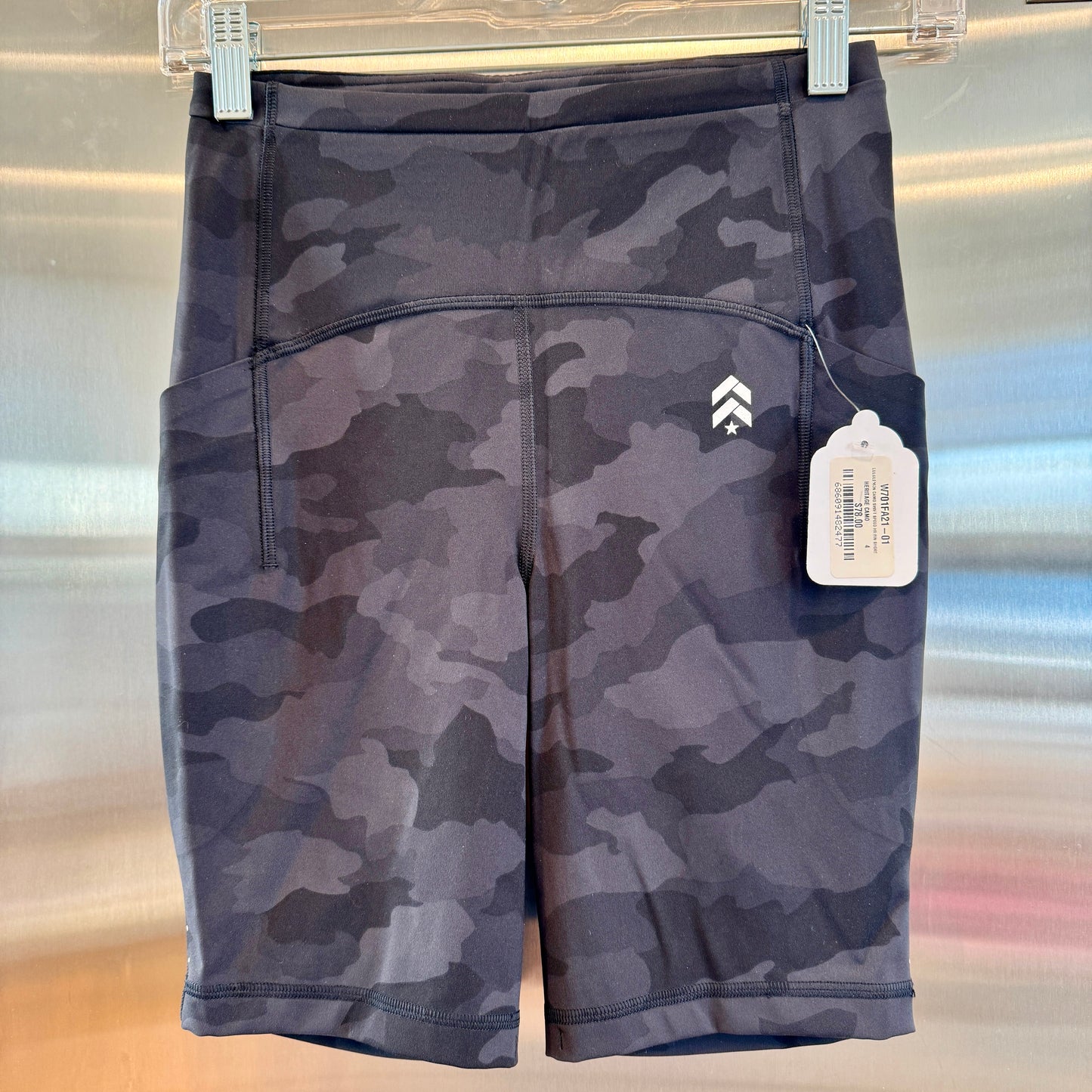 Lululemon x Barry’s Swift Speed High-Rise Short 8" Heritage 365 Camo Deep Coal Multi