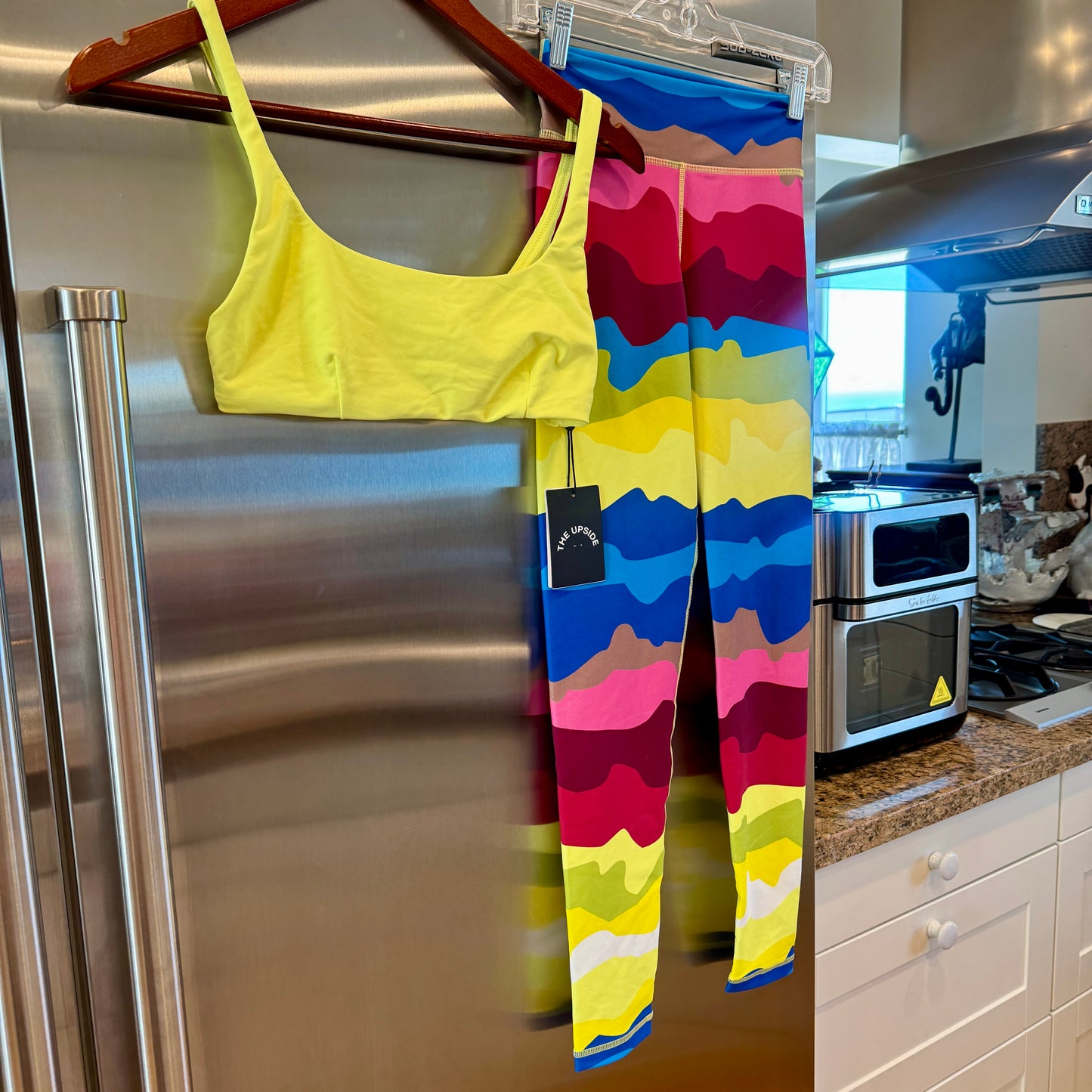 The Upside SET Astro Rory Bra and Printed Leggings in Multicolor / Citrus