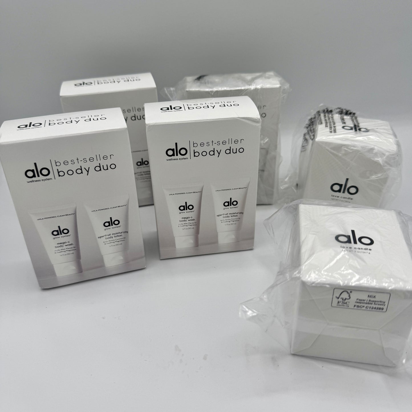 Alo Yoga BUNDLE Wellness Minis - Love Candle, Bodywash, Lotion