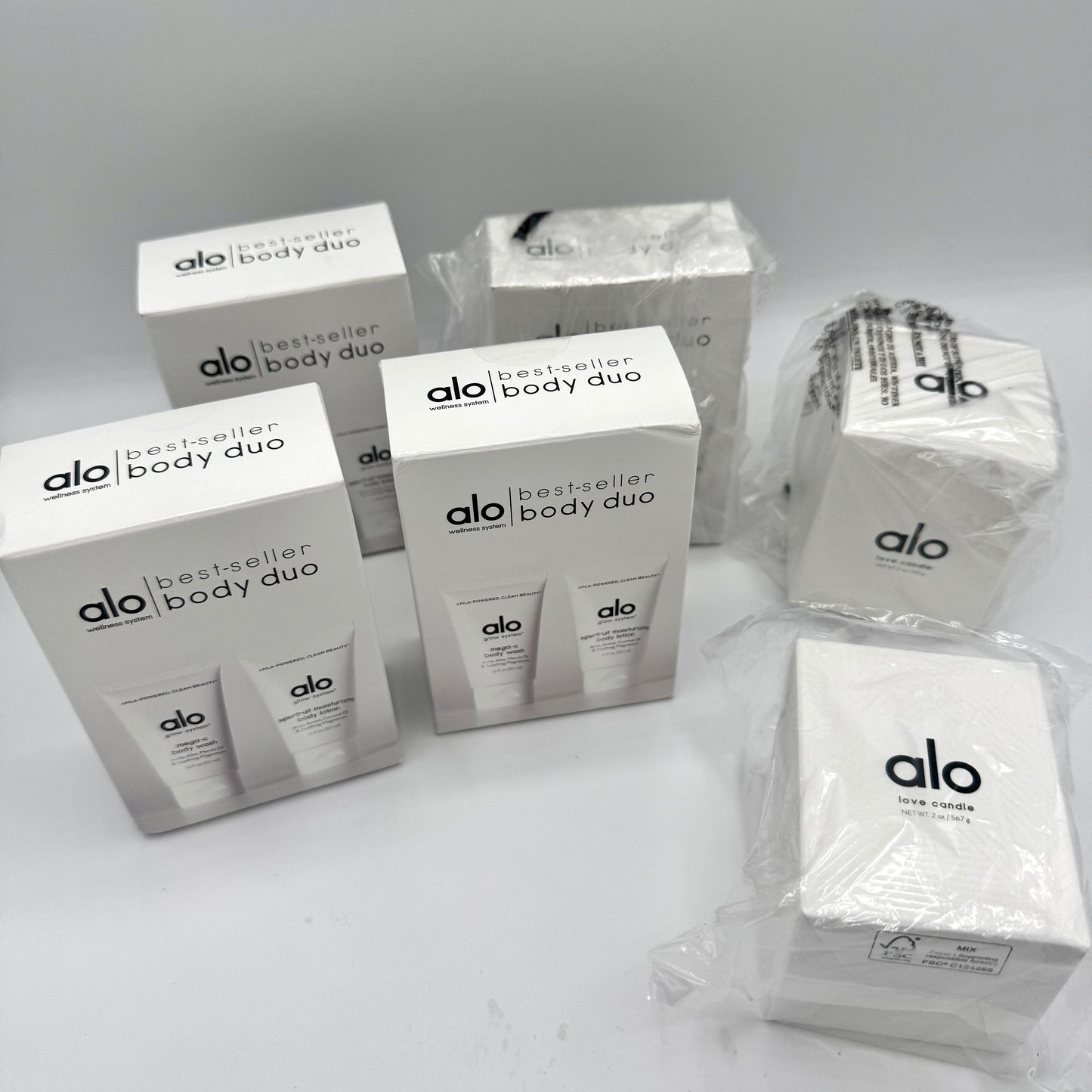 Alo Yoga BUNDLE Wellness Minis - Love Candle, Bodywash, Lotion
