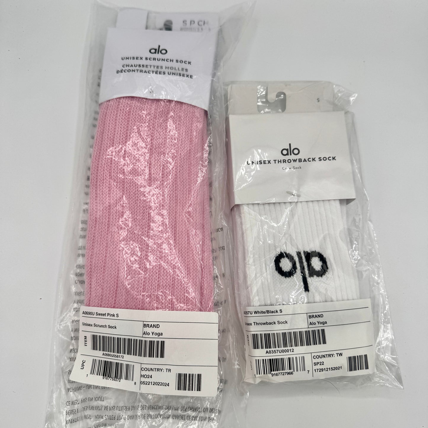 Alo Yoga Bundle Unisex Throwback Sock Black / White and Sweet Pink Scrunch Sock
