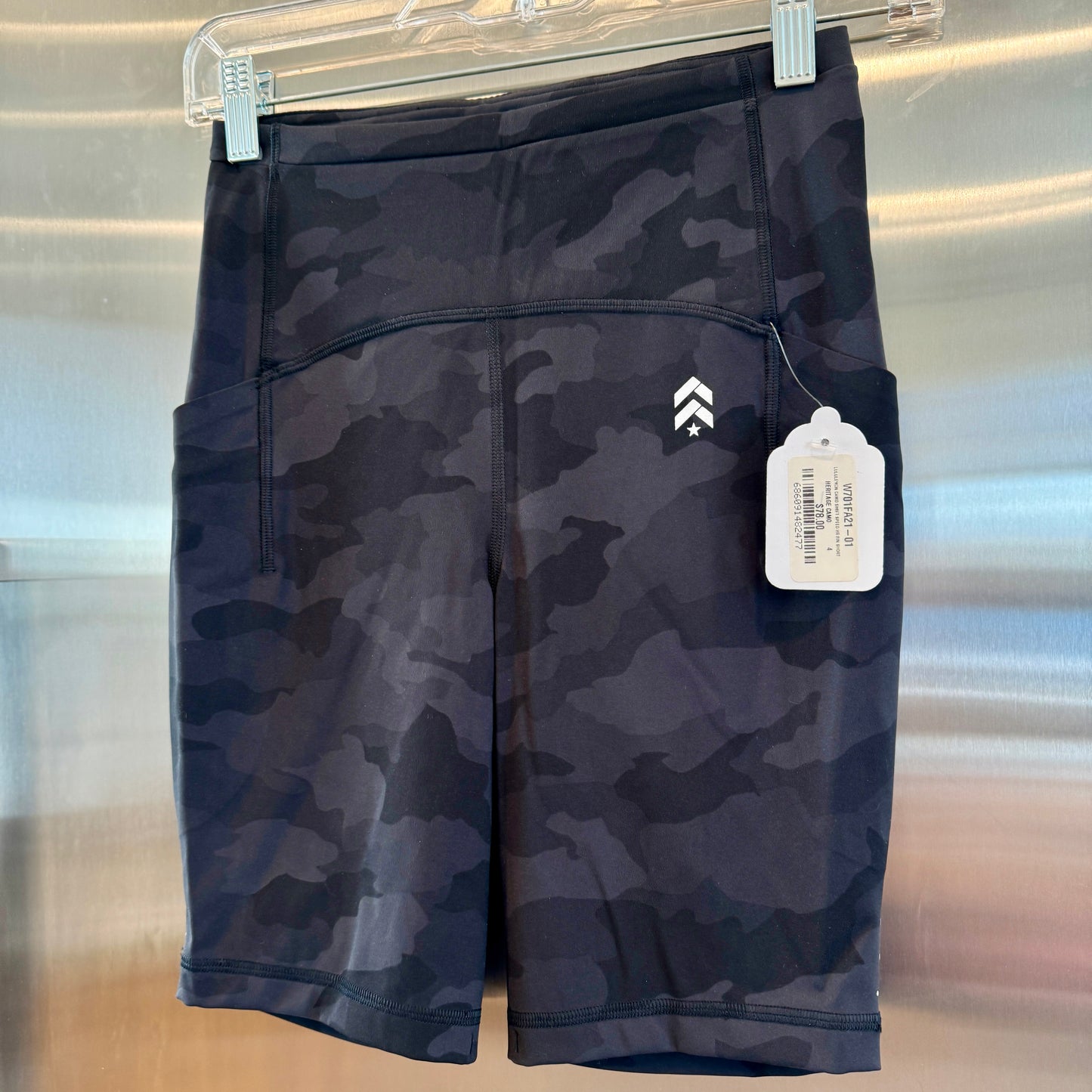 Lululemon x Barry’s Swift Speed High-Rise Short 8" Heritage 365 Camo Deep Coal Multi