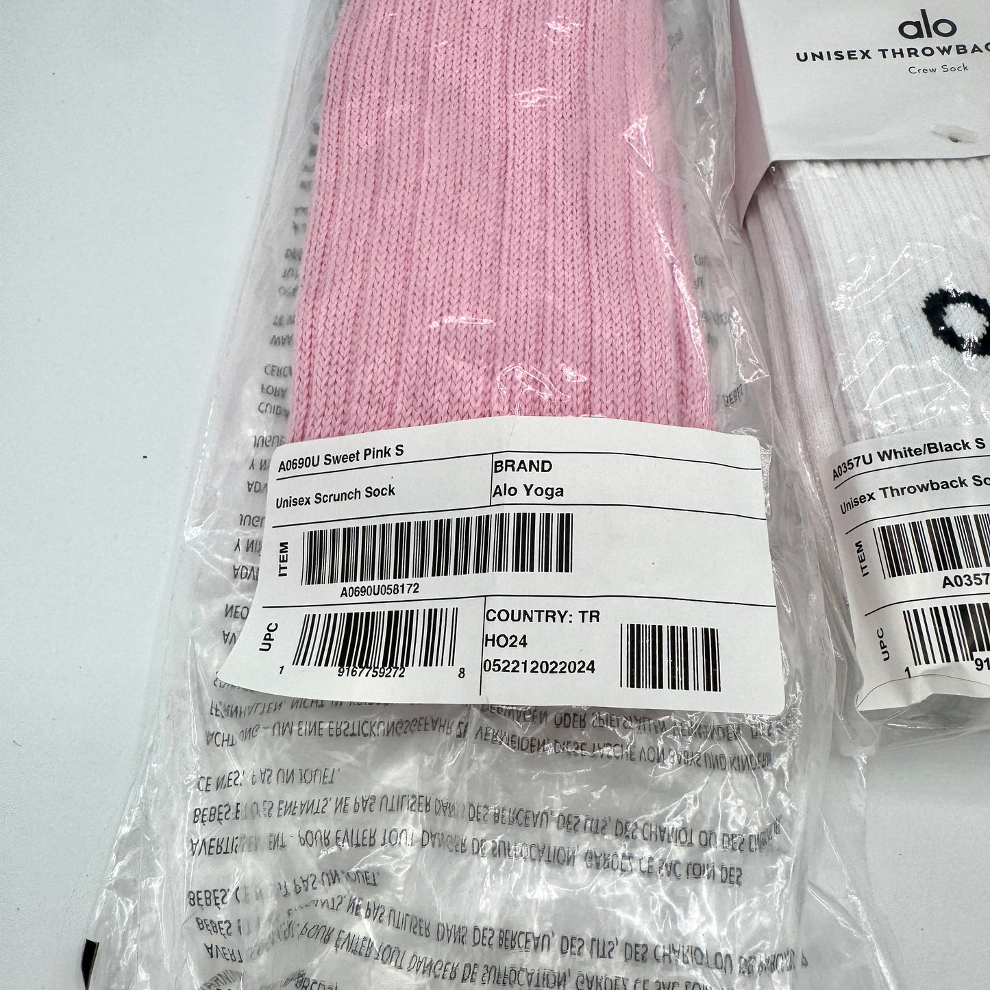 Alo Yoga Bundle Unisex Throwback Sock Black / White and Sweet Pink Scrunch Sock