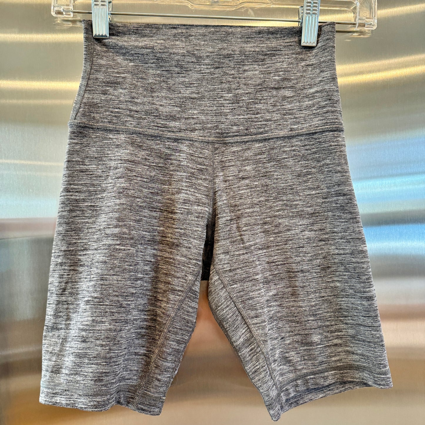 Lululemon Align Shorts HR High Rise in Heathered Black ( grey ) 6 Inch Inseam Pre-Owned