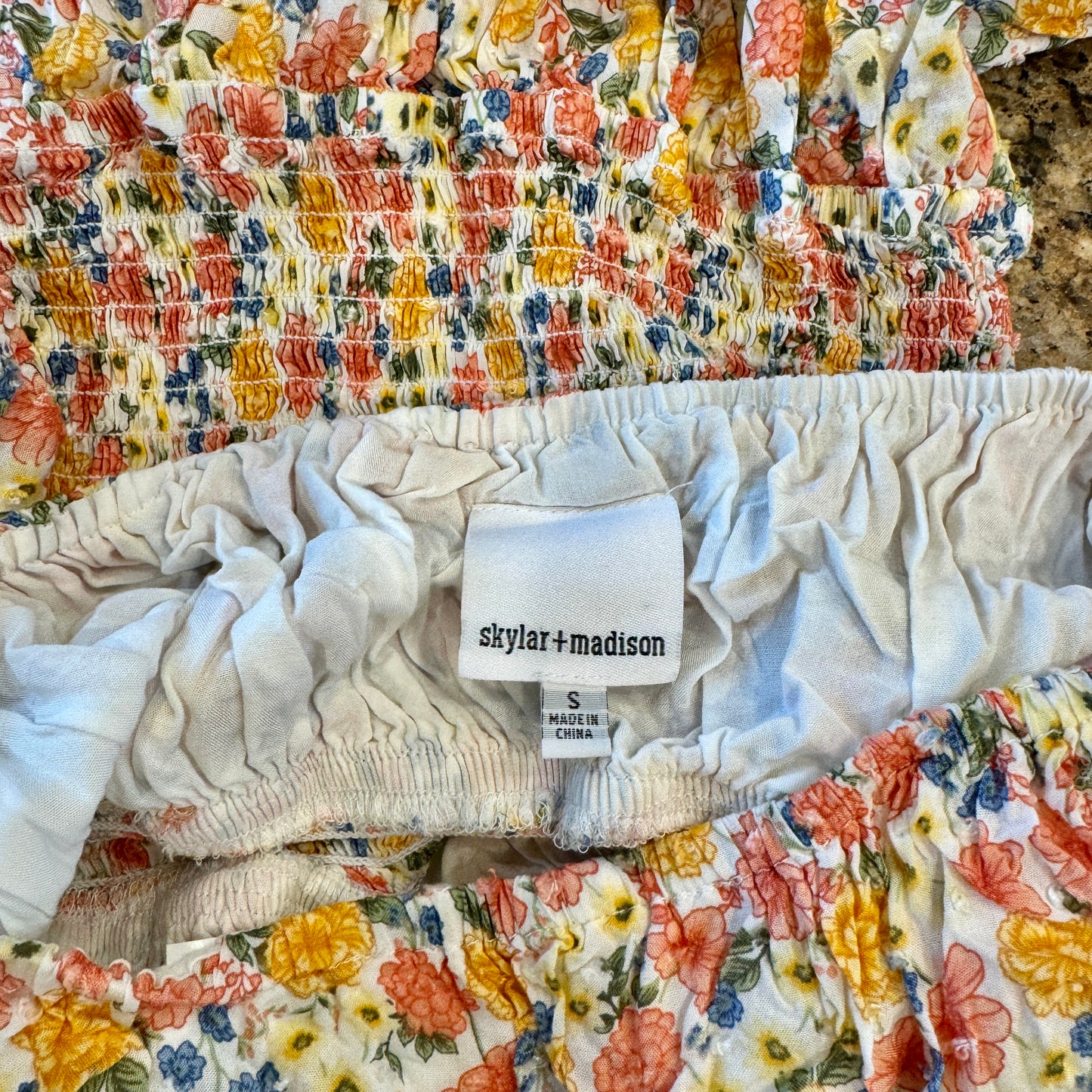 Skylar + Madison Floral Mini Dress Fitted Smocked Off Shoulder Flower print * Pre-Owned