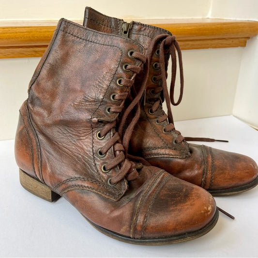 Steve Madden Pre-Owned Brown Troopa Lace Up Boots combat style