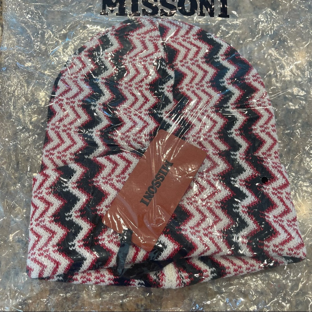 Missoni wool knit zigzag red white and black beanie wool made in Italy