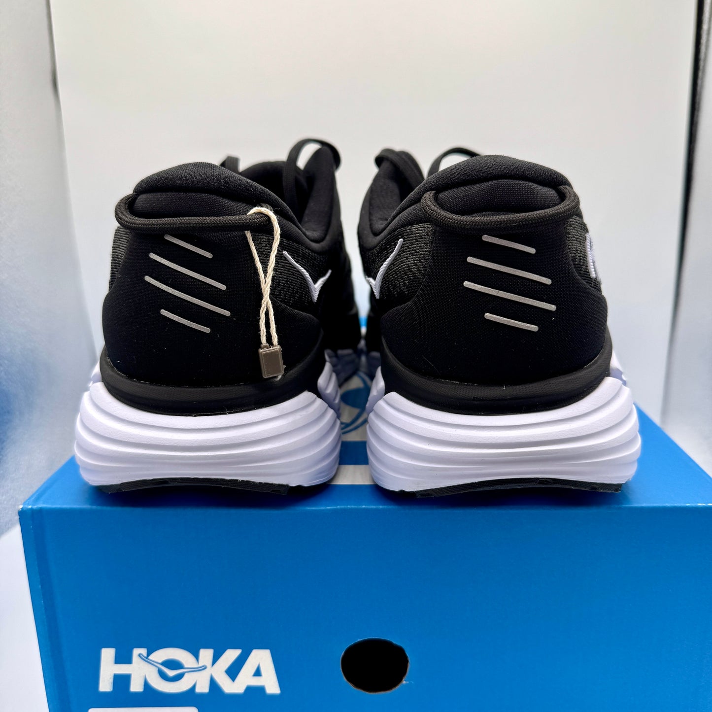 Hoka Gaviota 4 Women's Running Shoes black / white - cushioned