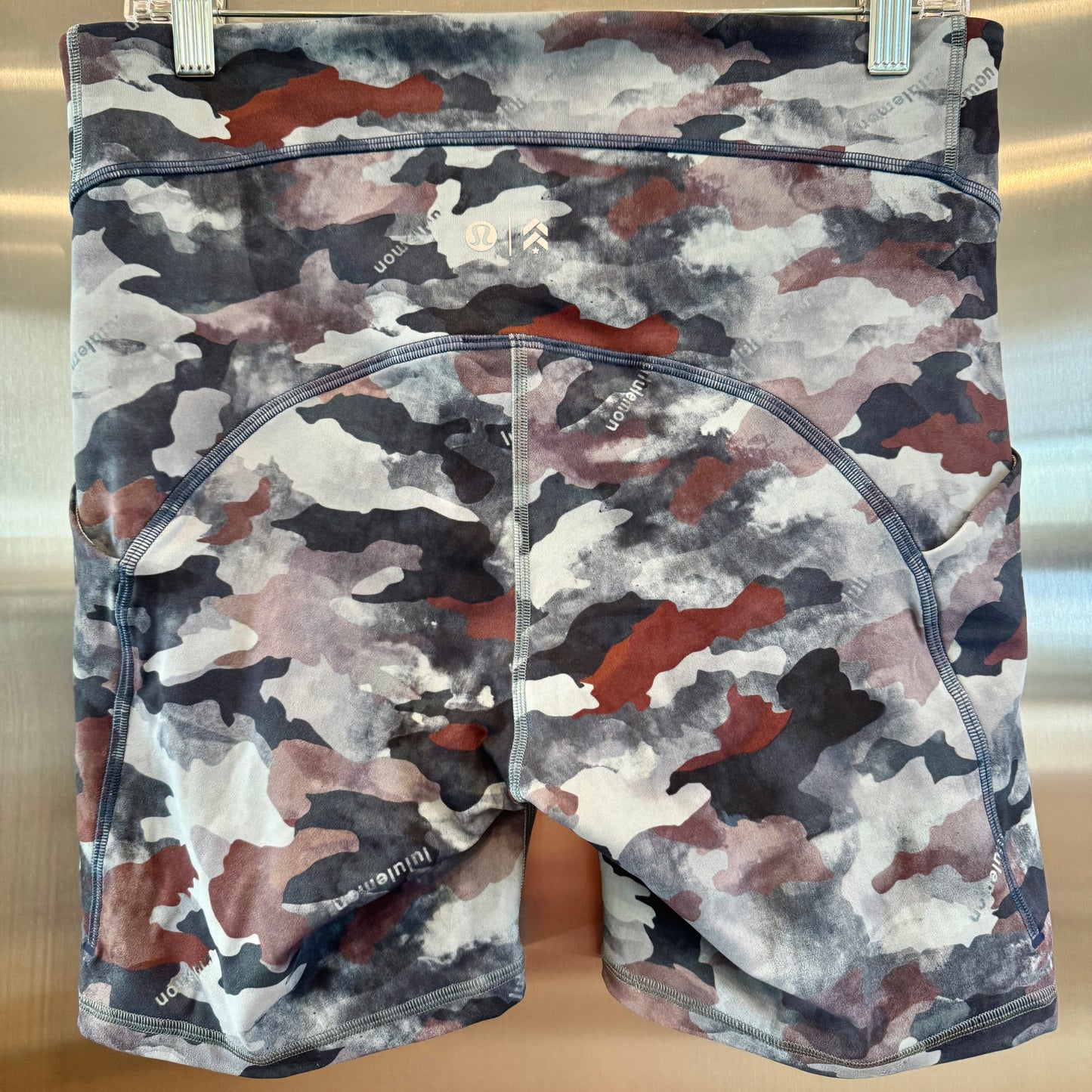 Lululemon Power Thru HR High Rise Short Color Seam in Blue Camo 6” Inseam