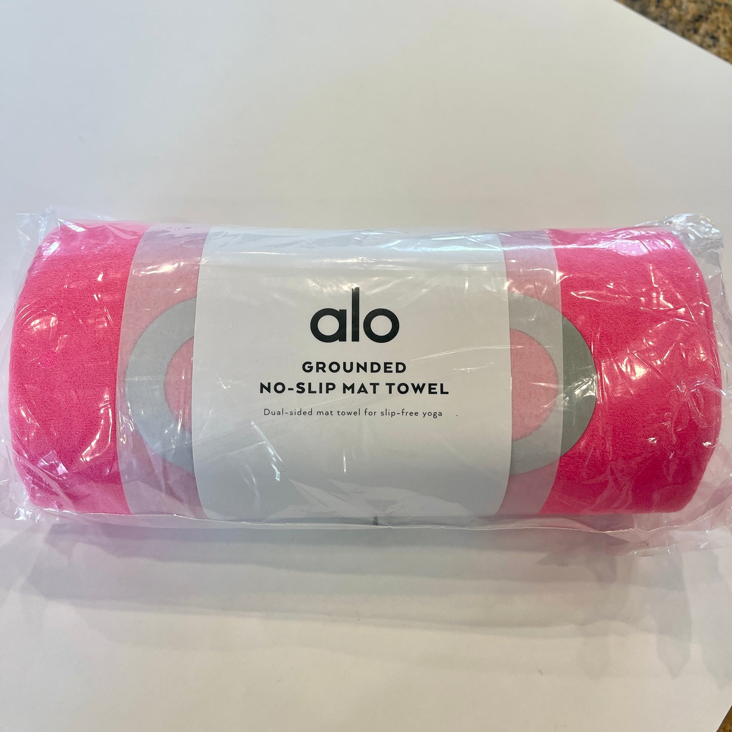 Alo Mat Towel Grounded Non Slip Yoga Full Size Hot Pink Neon