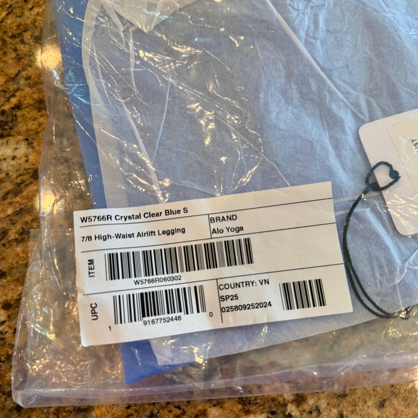 Alo 7/8 Airlift High Waist Legging - Crystal Clear Blue