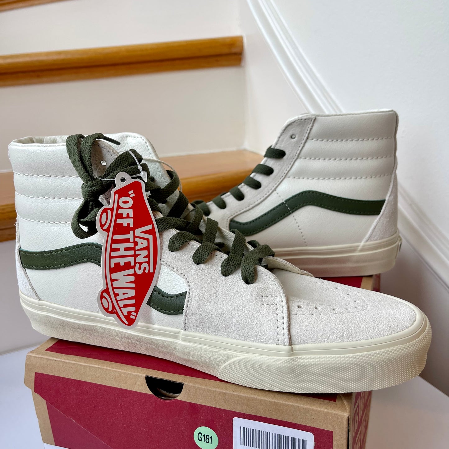 Vans Sk8 Hi Leather Sneakers in Vintage Pop - Marshmallow Turtledove