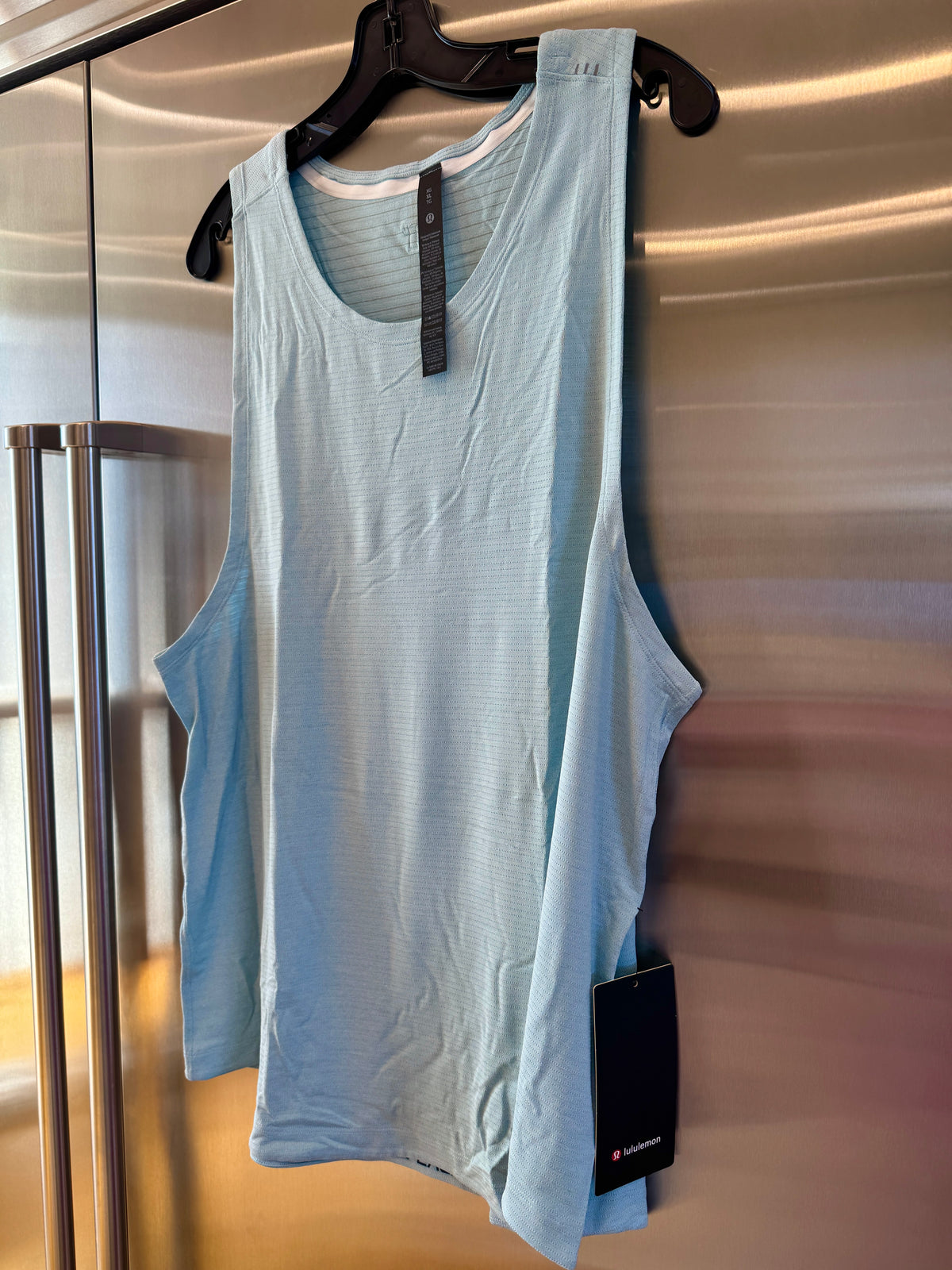 Lululemon License to Train Top , Mens Tank Top in Foam Cloud Blue