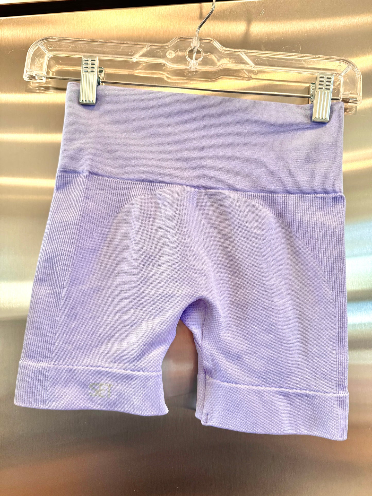 SET Active Matching Set in Lilac Purple - Sculptflex Power Angle Bra and Power Shorts in Lily