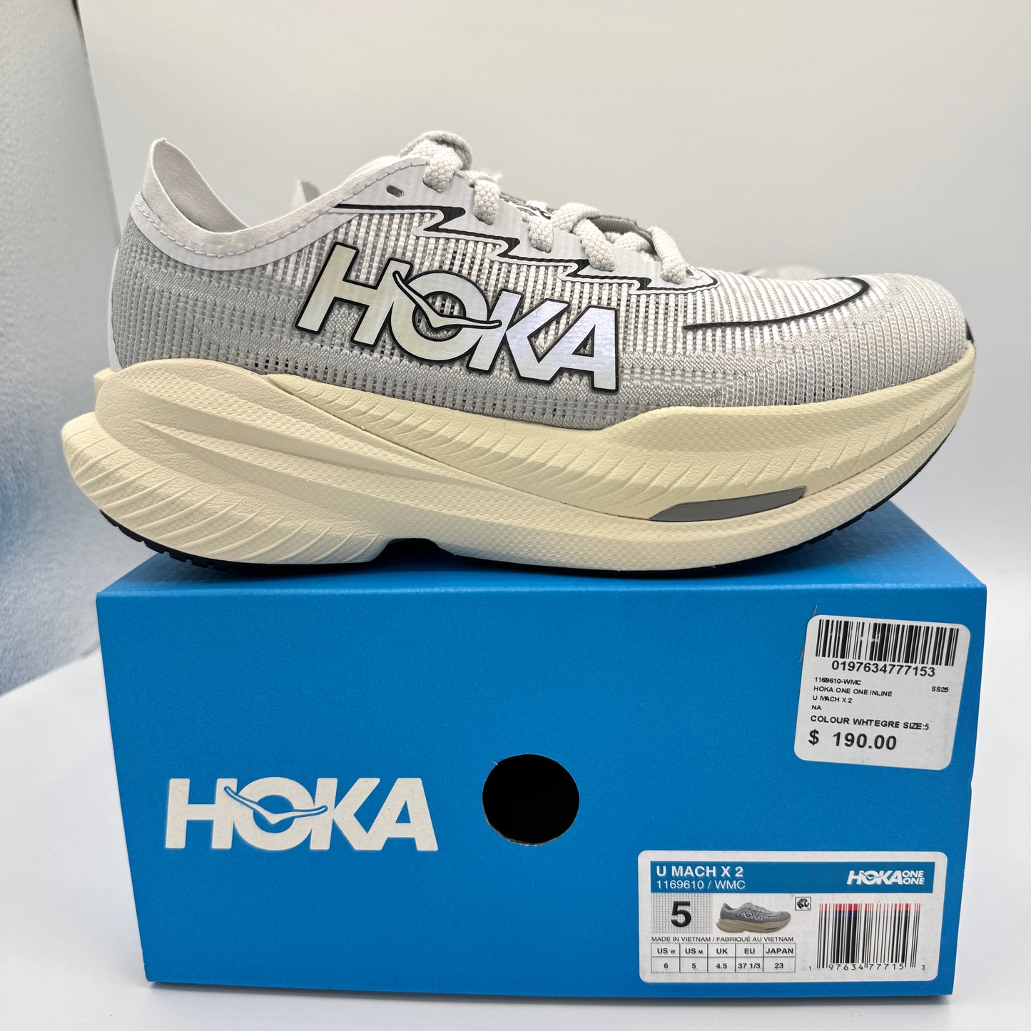 Hoka Mach X 2 U Unisex in White / Cosmic Grey Sneakers