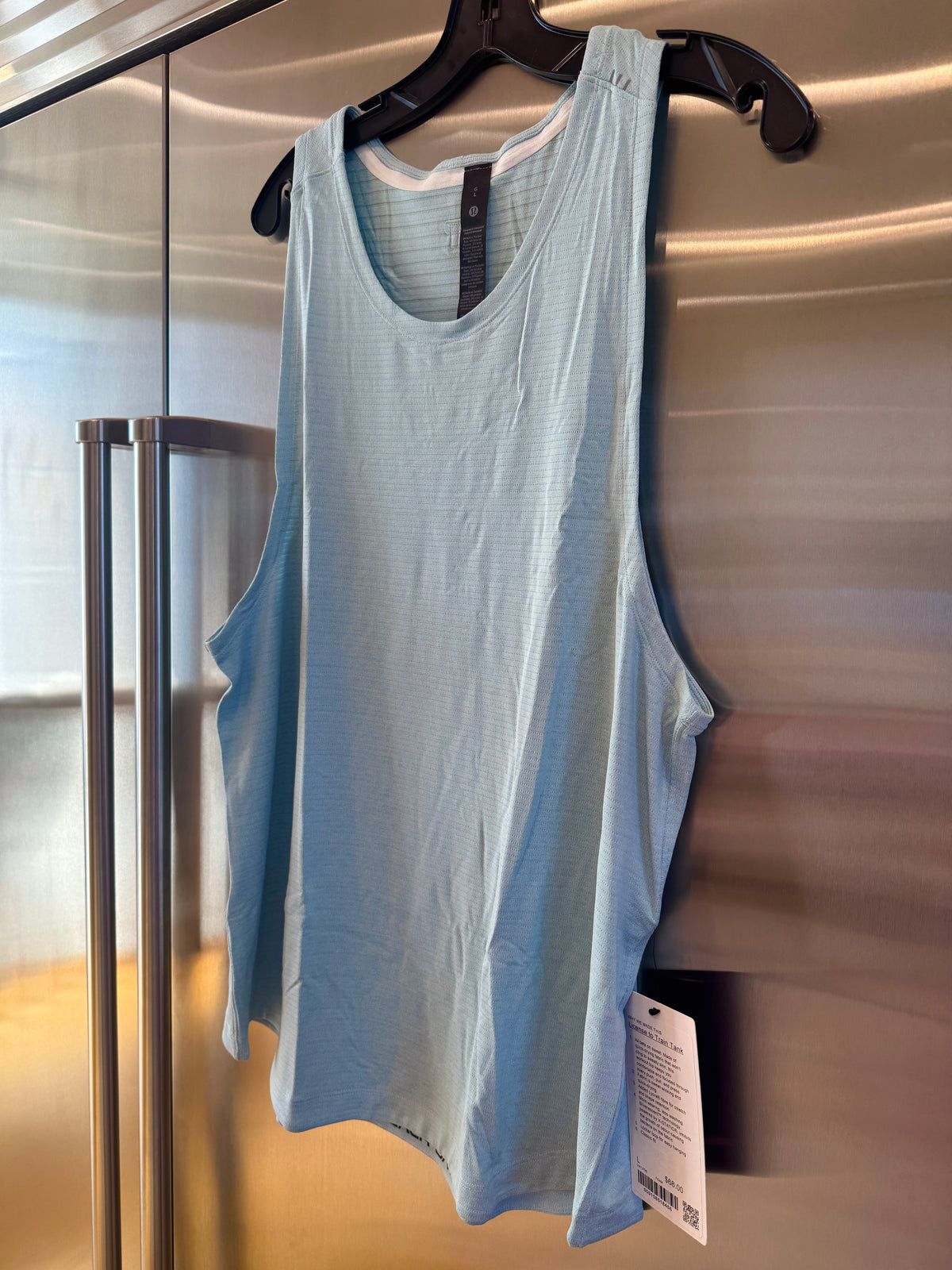 Lululemon License to Train Top , Mens Tank Top in Foam Cloud Blue