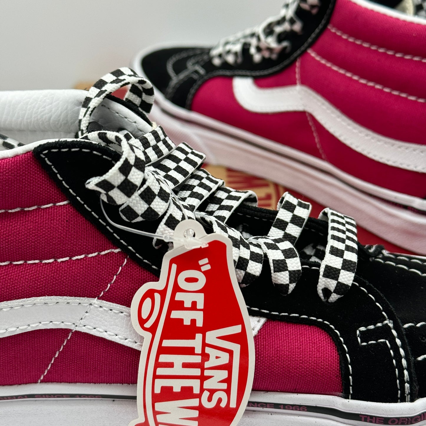 Vans Sk8 Mid Reissue Jazzy Magenta Black white skate sneakers maroon red